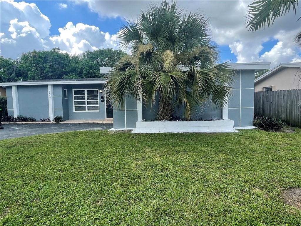 Spacious 3 bedroom 2 full bath beautiful single family home features tile floors ,new central A/C ,fresh paint & nice green back yard that includes big shed for extra storage.