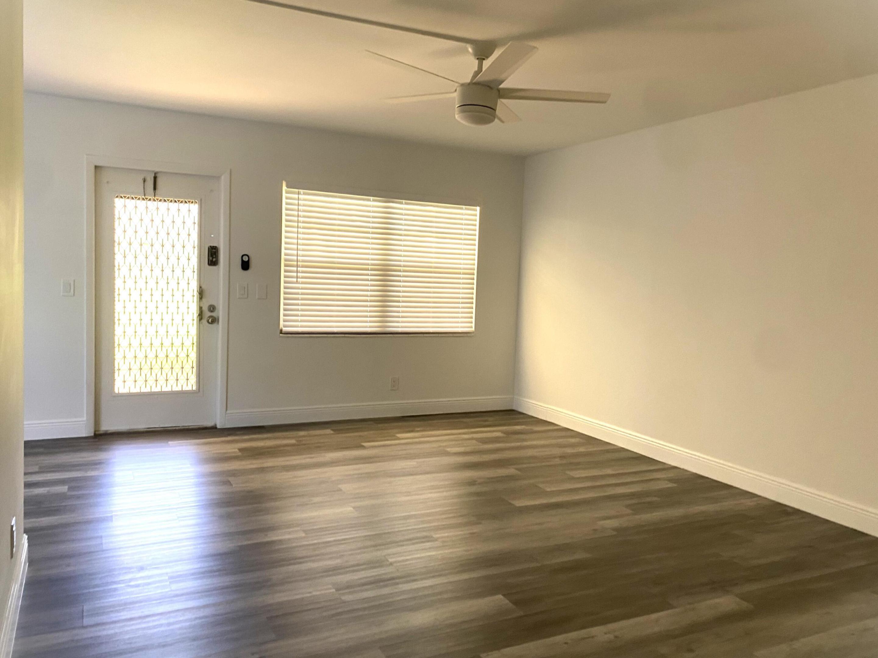 MANSFIELD AT CENTURY VILLAGE CONDO - Residential Lease