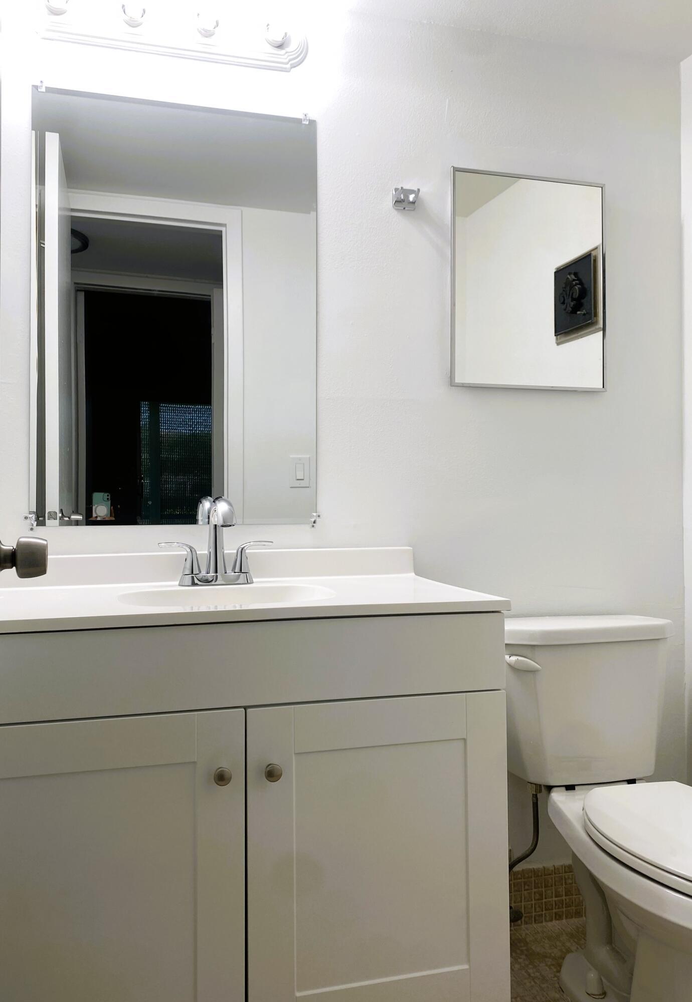 MANSFIELD AT CENTURY VILLAGE CONDO - Residential Lease
