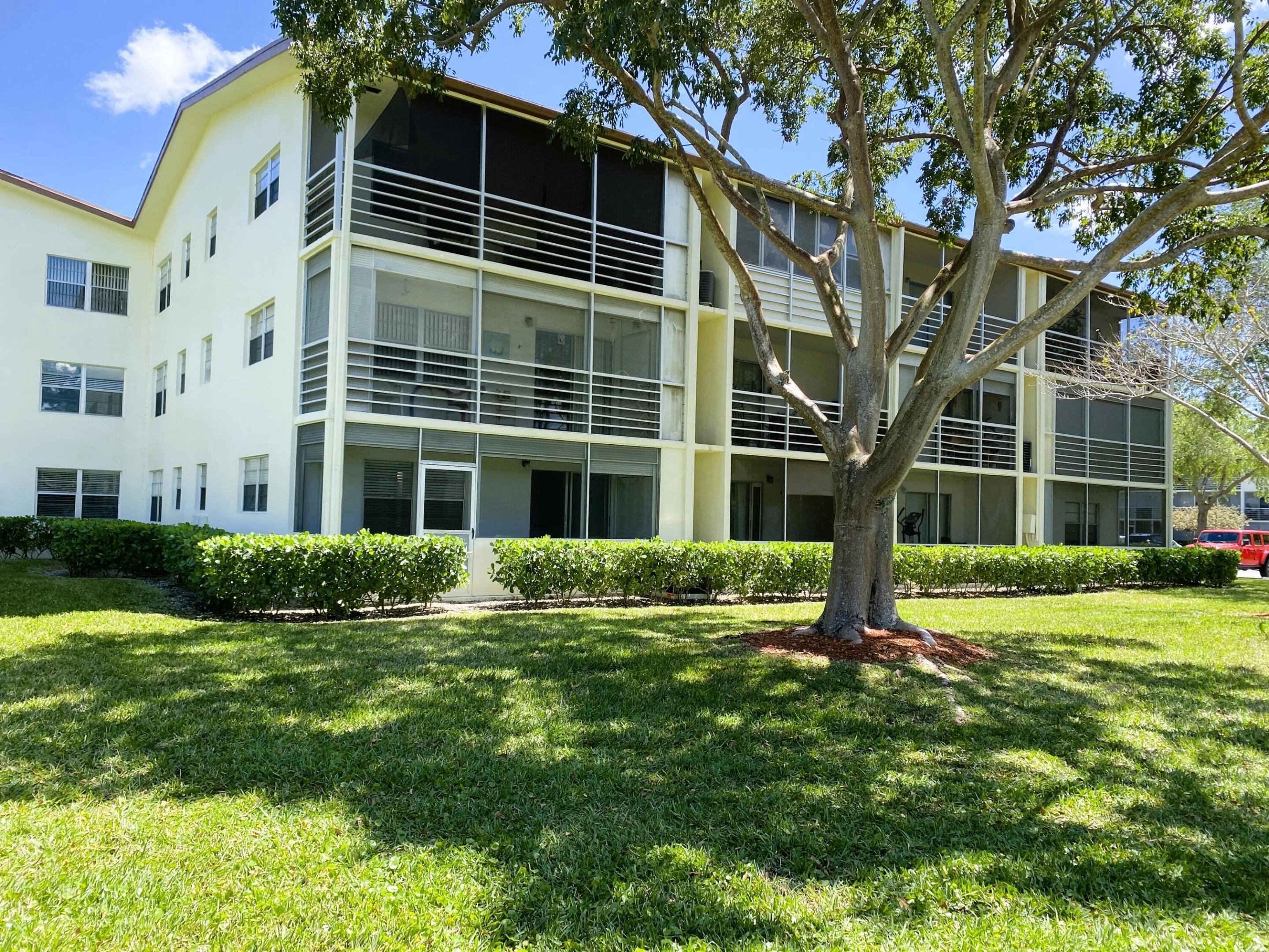 MANSFIELD AT CENTURY VILLAGE CONDO - Residential Lease