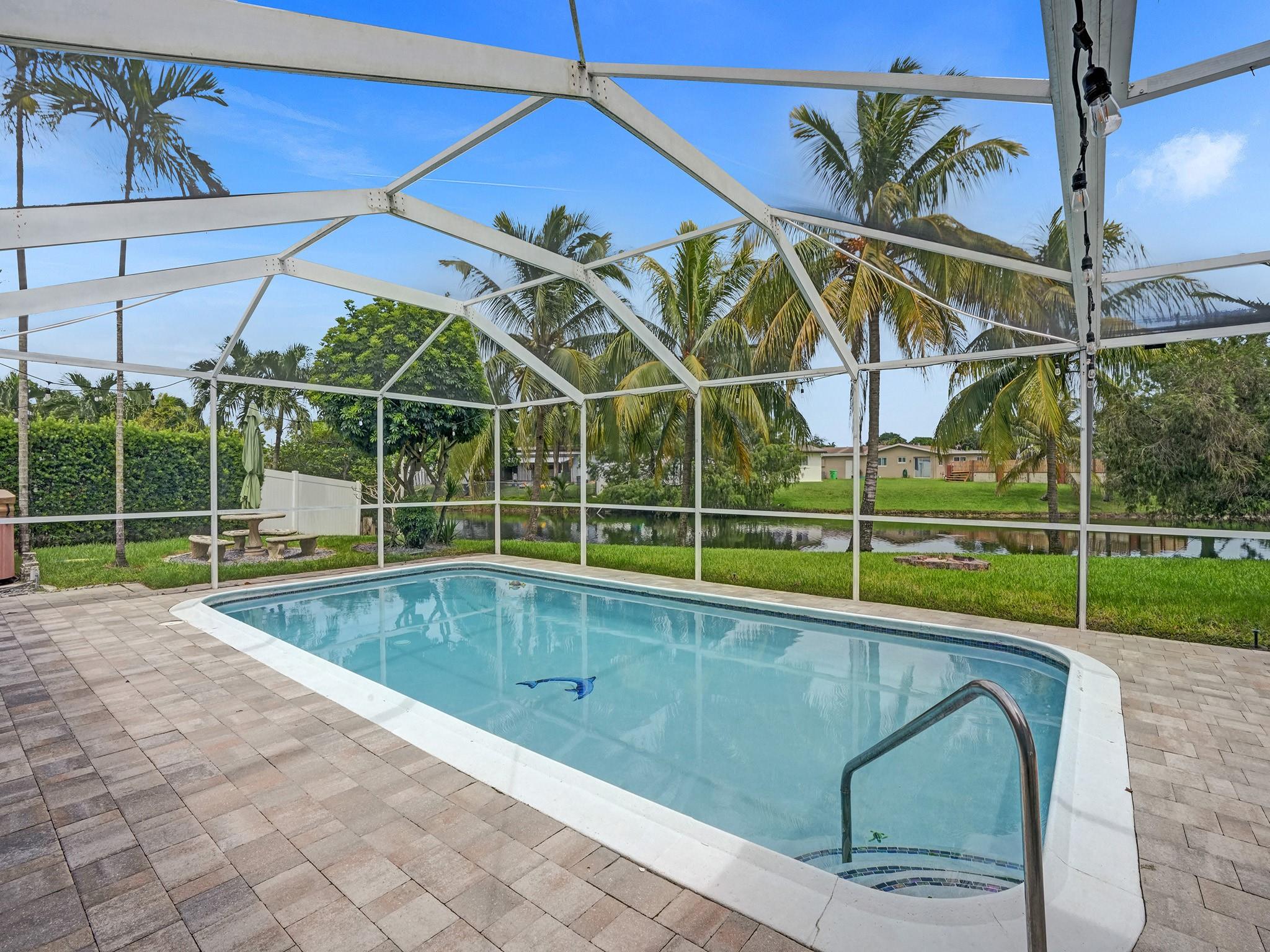 Sunrise Golf Village Sec - Residential