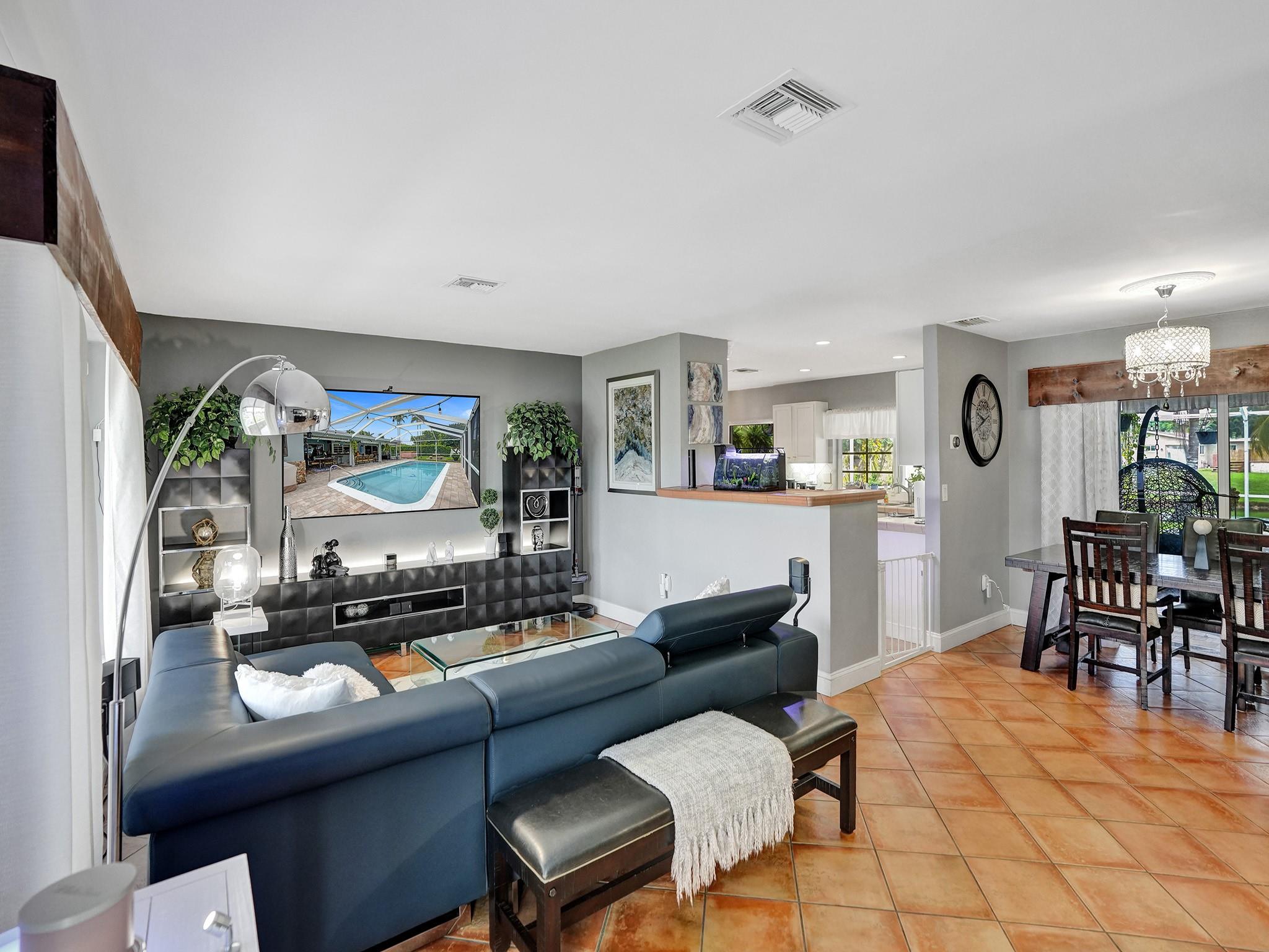 Sunrise Golf Village Sec - Residential