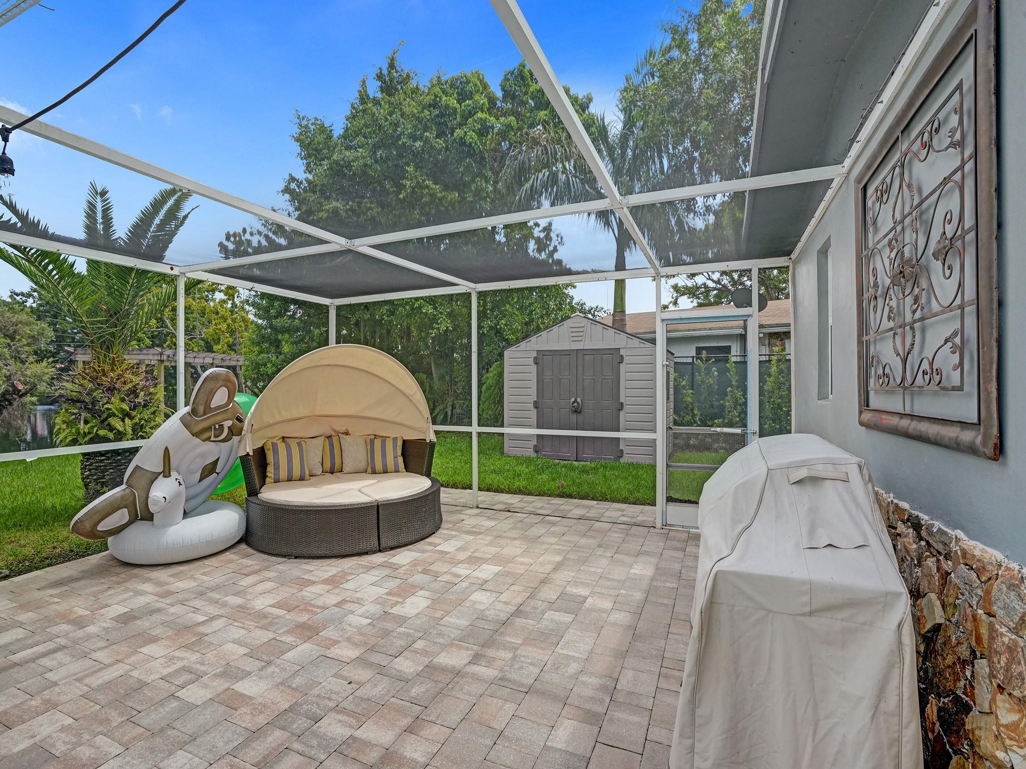 Sunrise Golf Village Sec - Residential