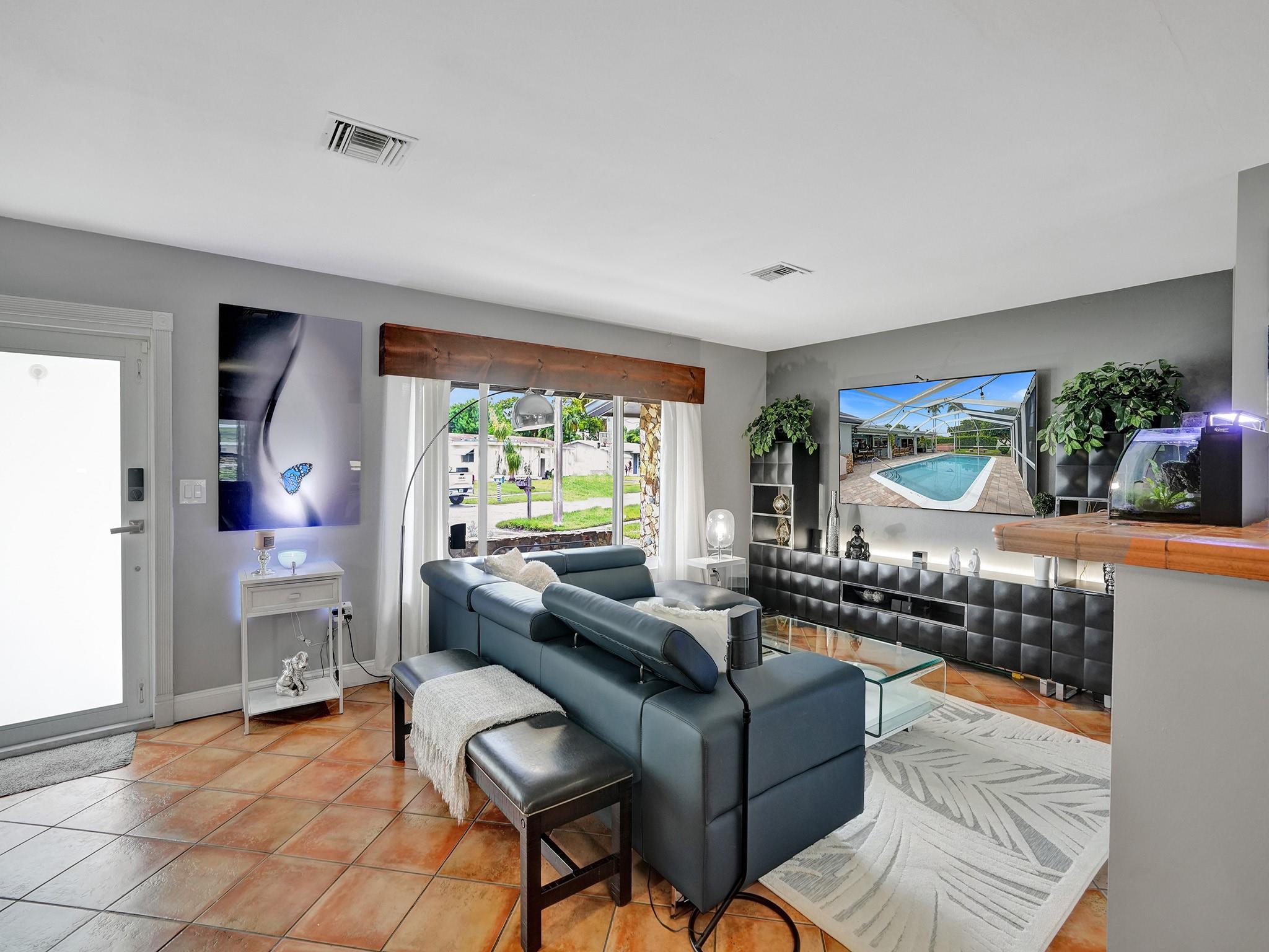 Sunrise Golf Village Sec - Residential