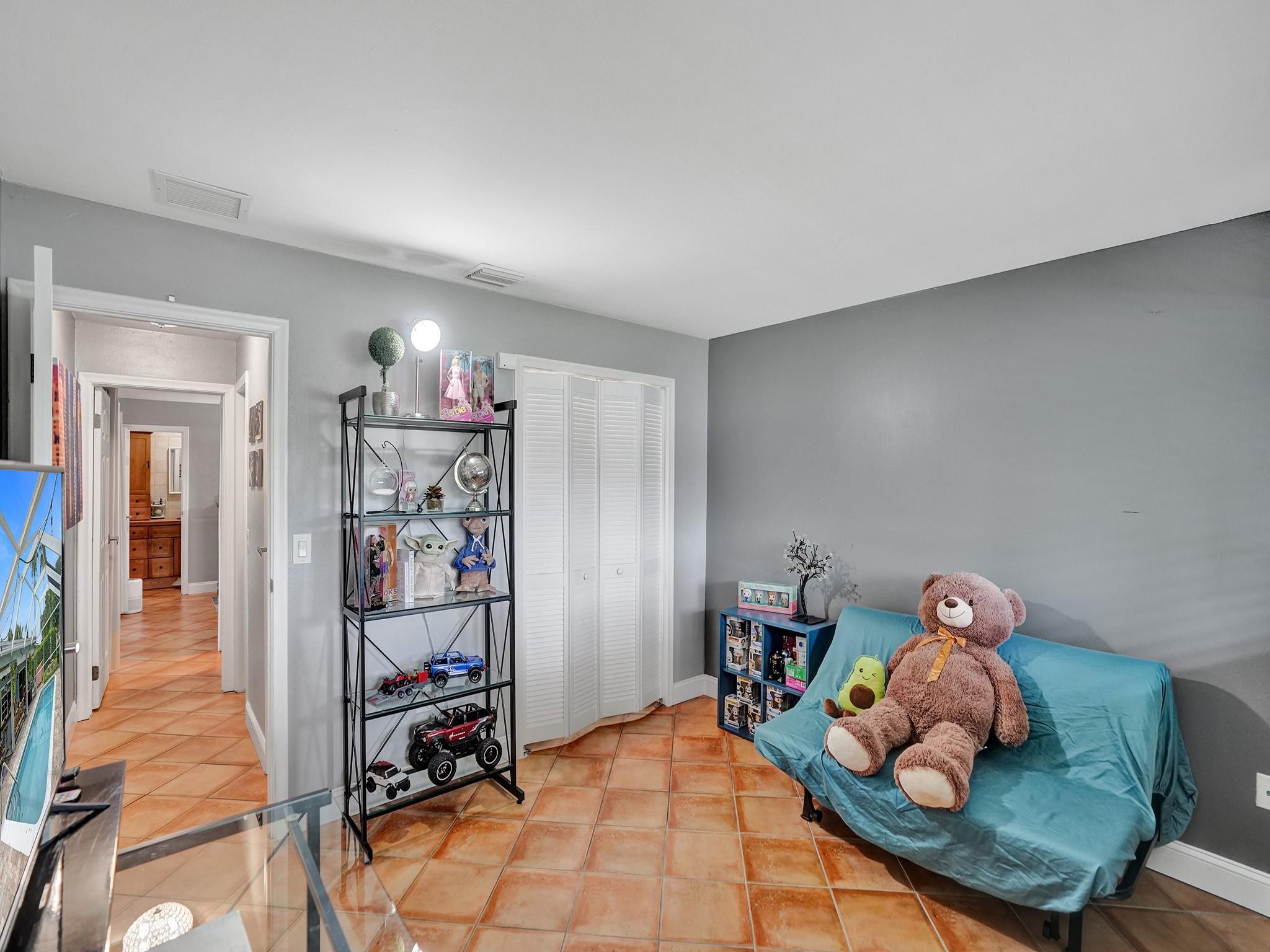 Sunrise Golf Village Sec - Residential