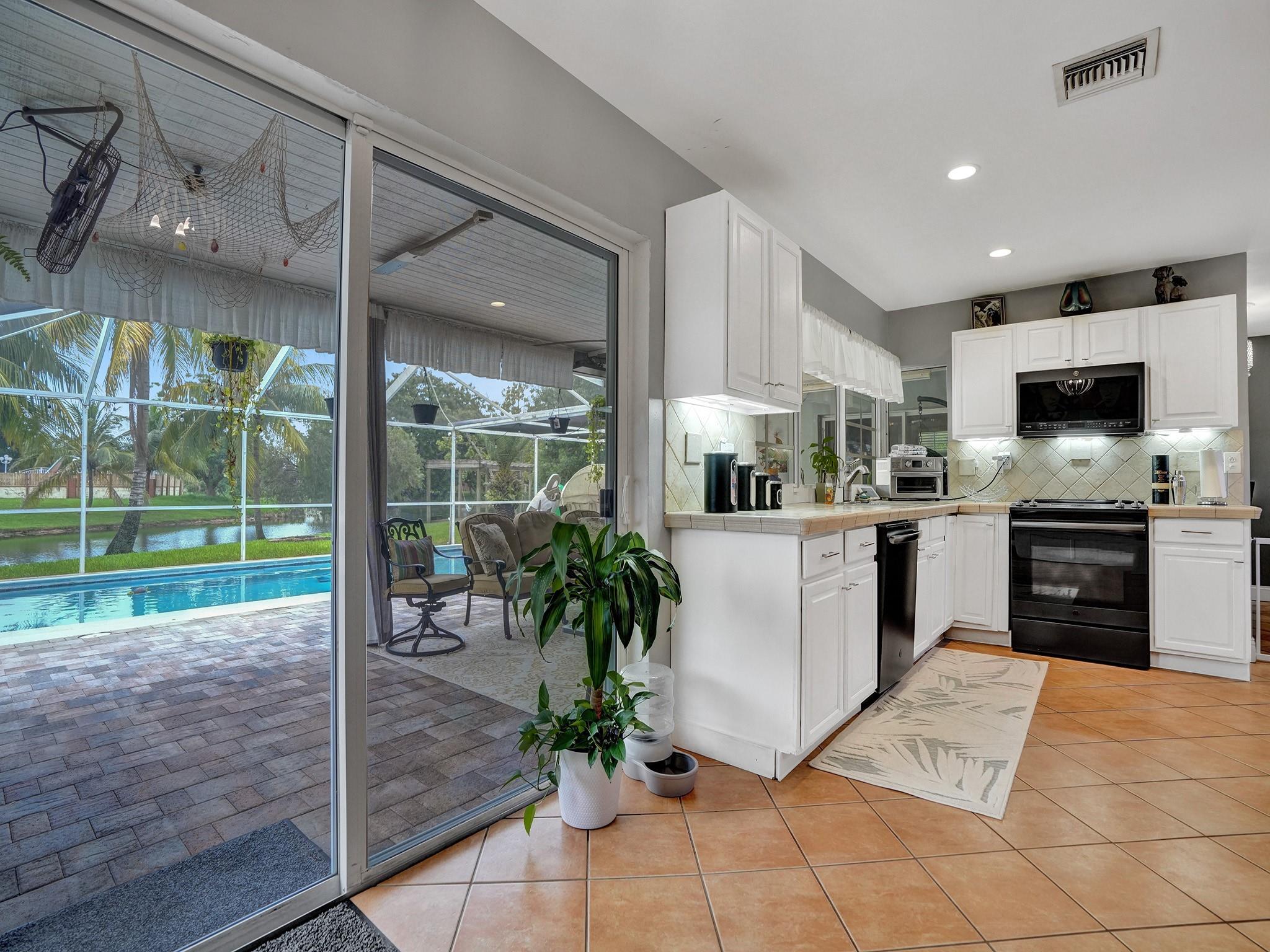 Sunrise Golf Village Sec - Residential
