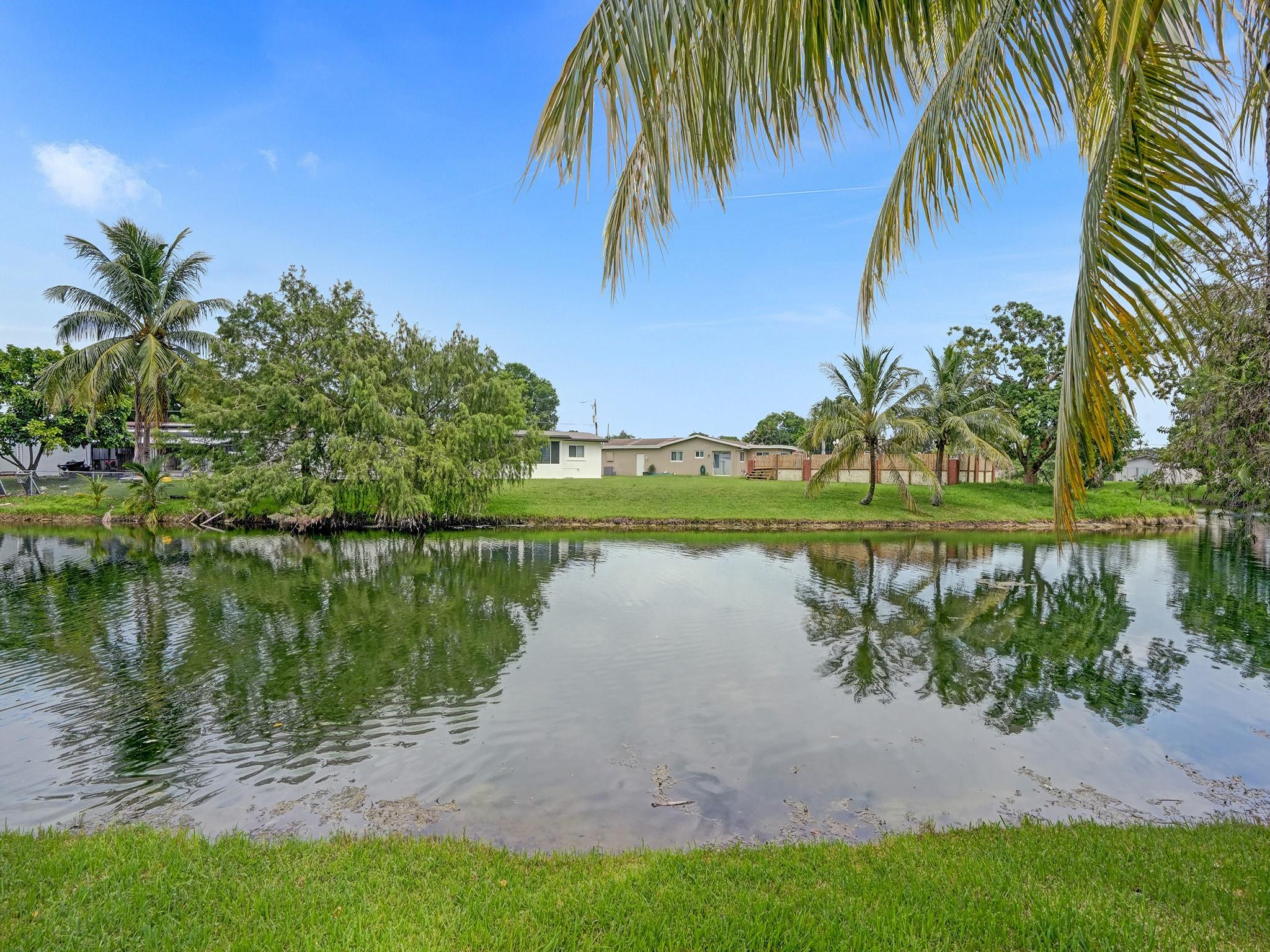 Sunrise Golf Village Sec - Residential