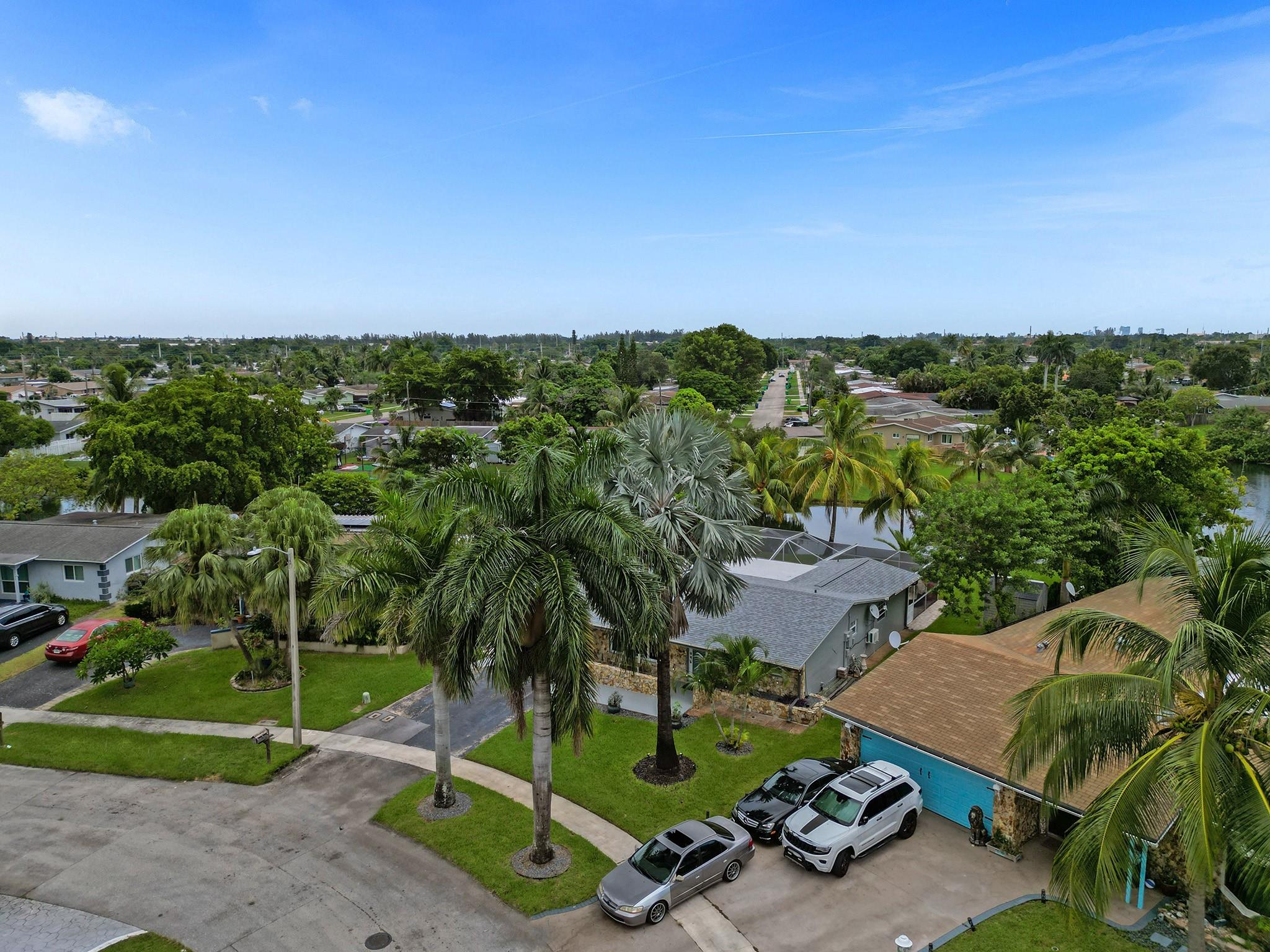 Sunrise Golf Village Sec - Residential