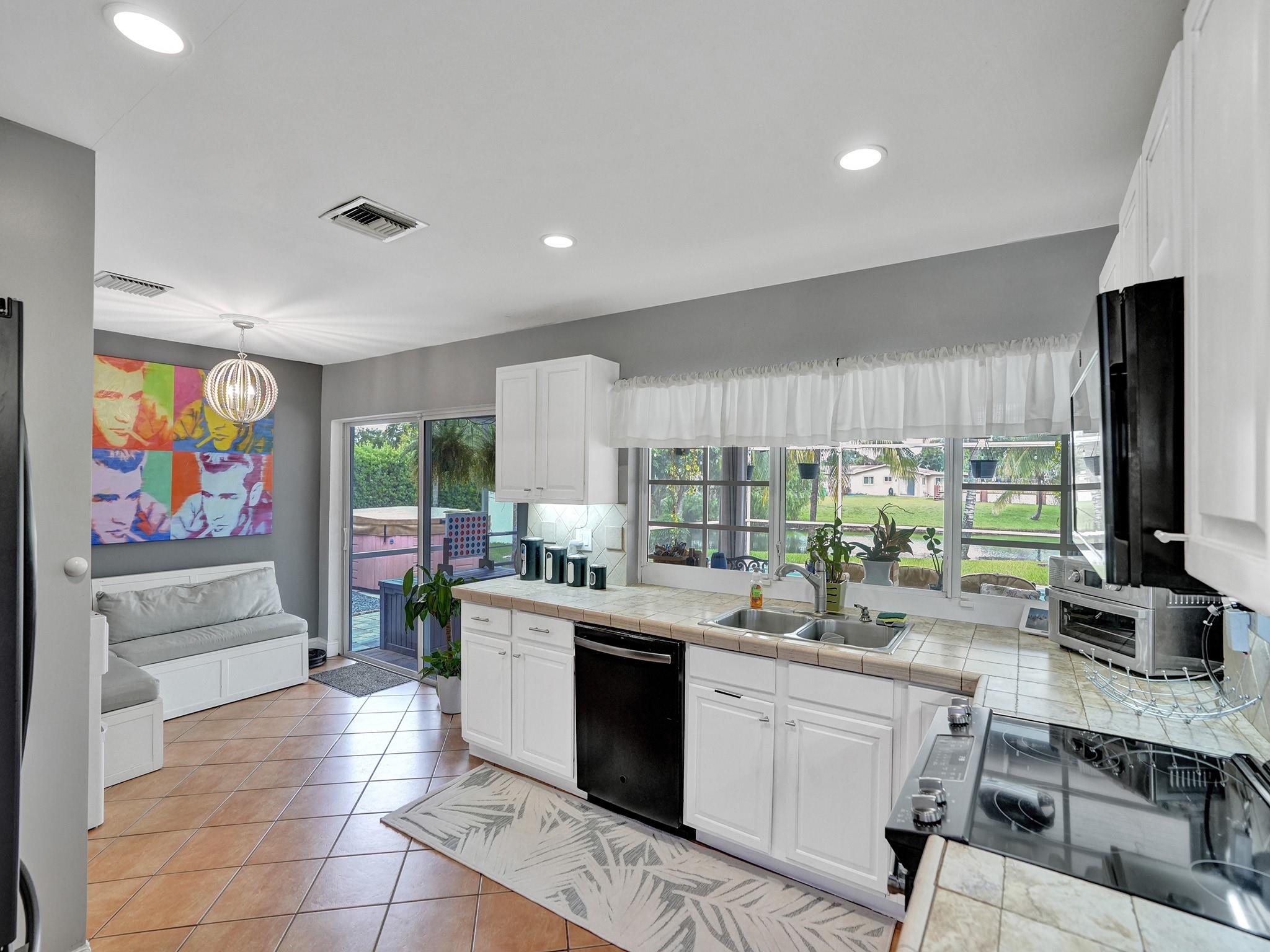 Sunrise Golf Village Sec - Residential