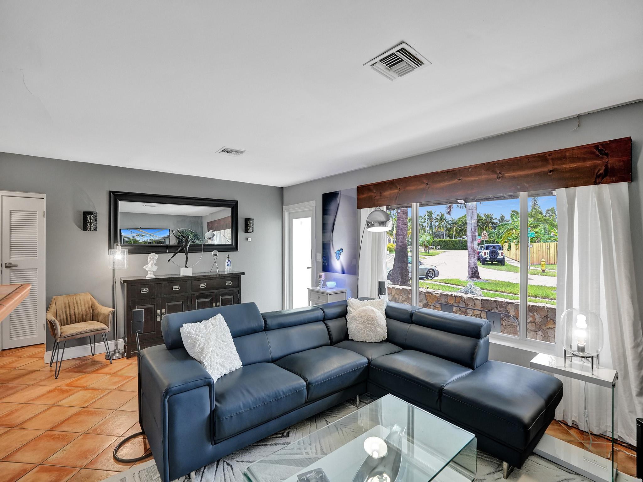 Sunrise Golf Village Sec - Residential