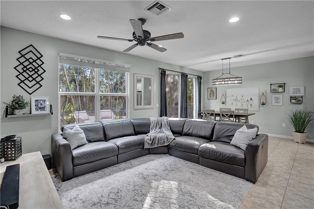 Belle Tara - Residential