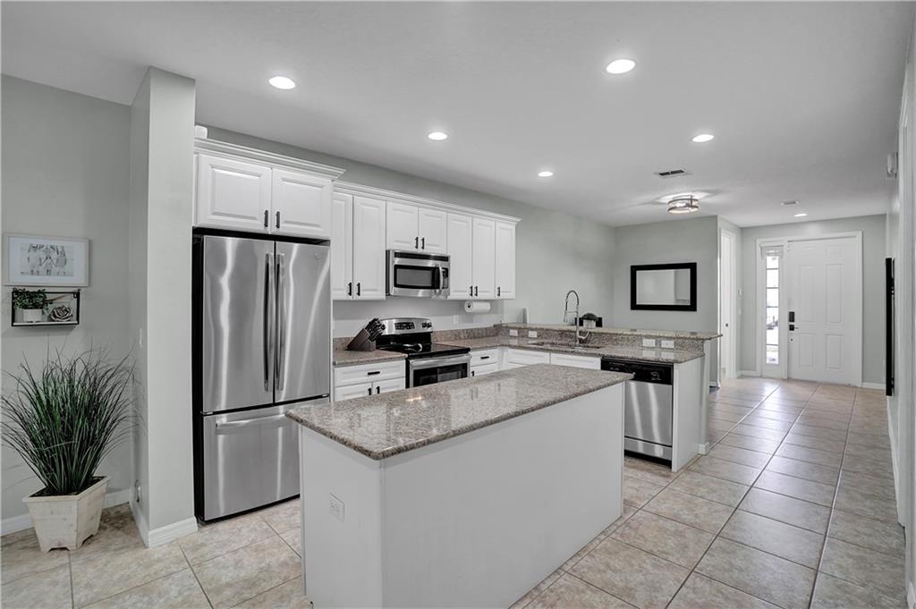 Belle Tara - Residential