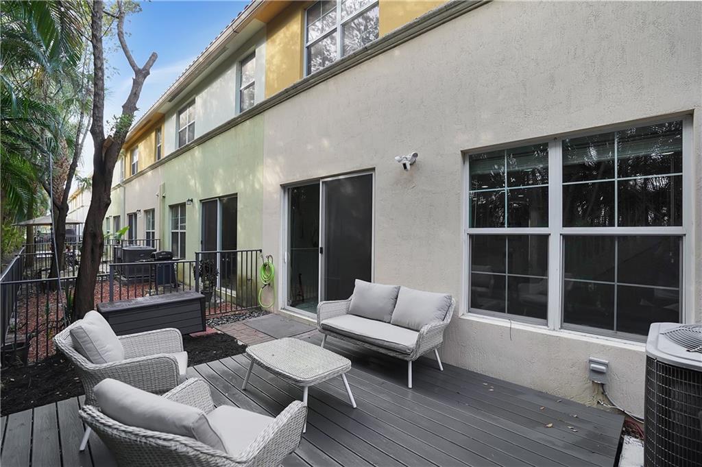 Belle Tara - Residential