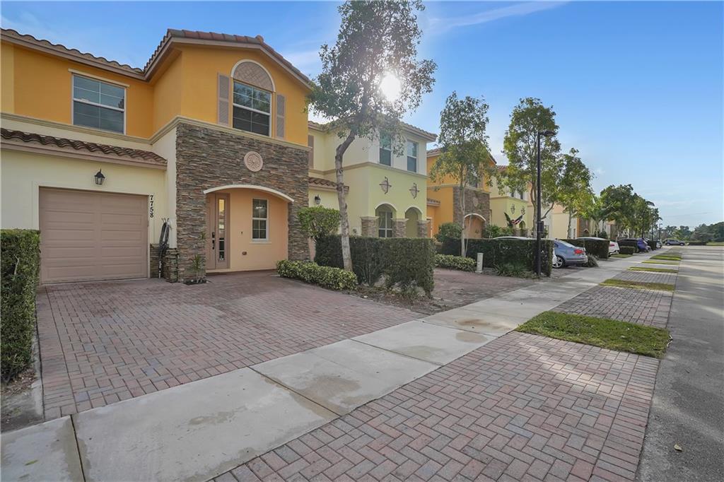 Belle Tara - Residential