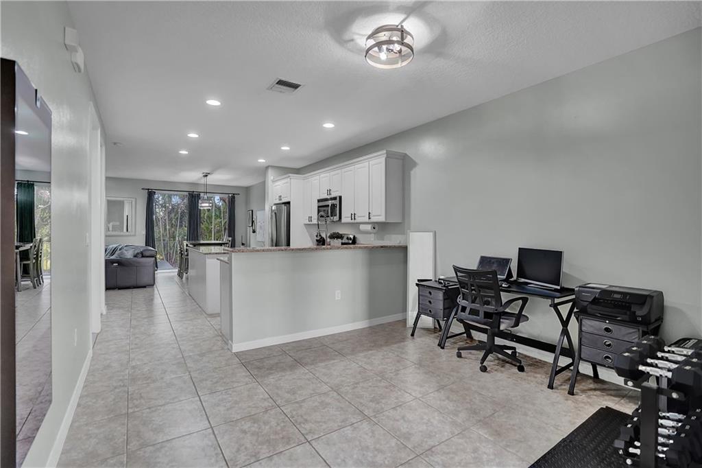 Belle Tara - Residential