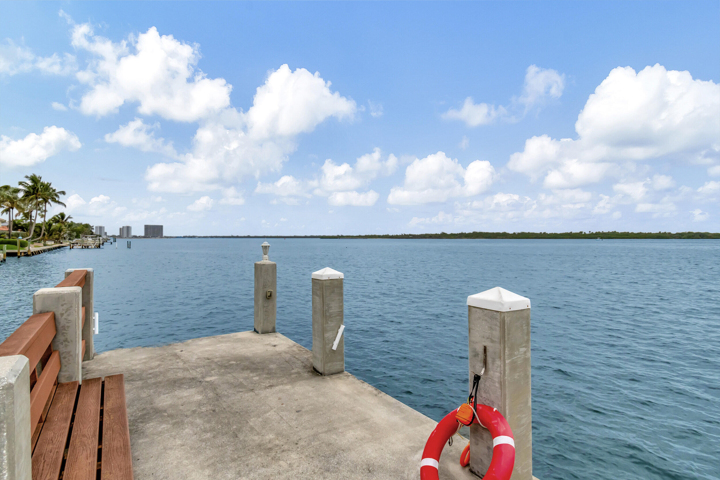 PARADISE HARBOUR CONDO - Residential