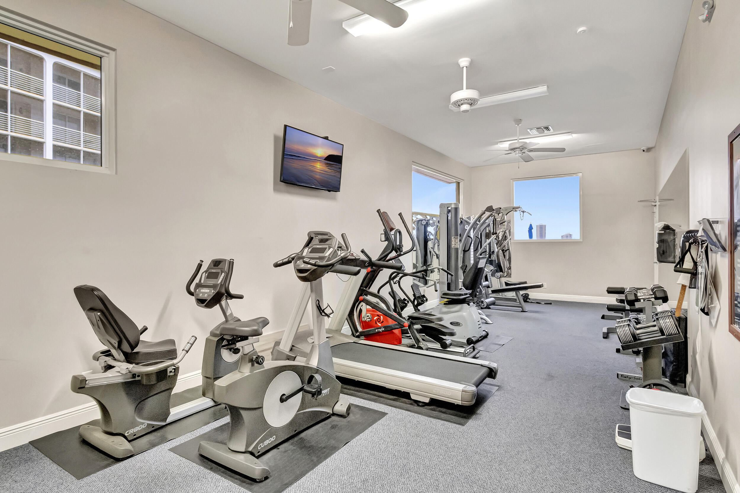PARADISE HARBOUR CONDO - Residential