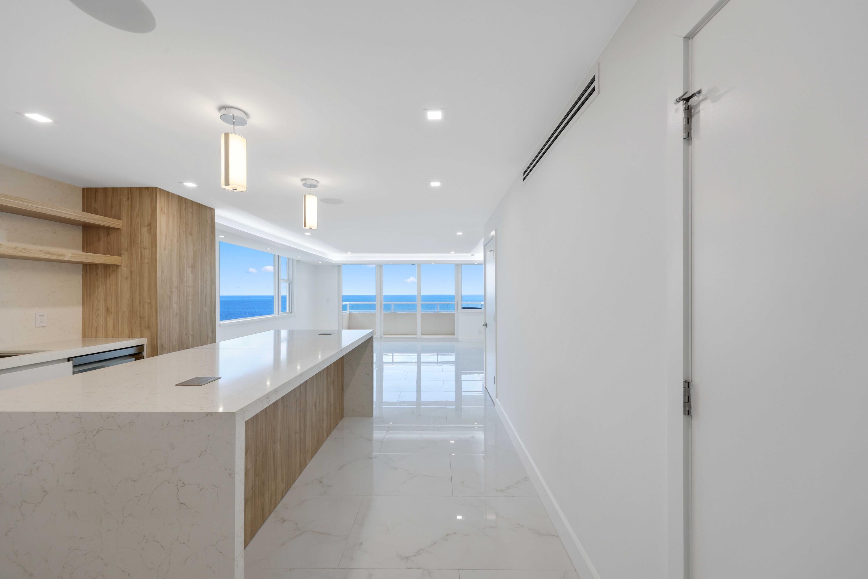 ILLINI CONDO - Residential