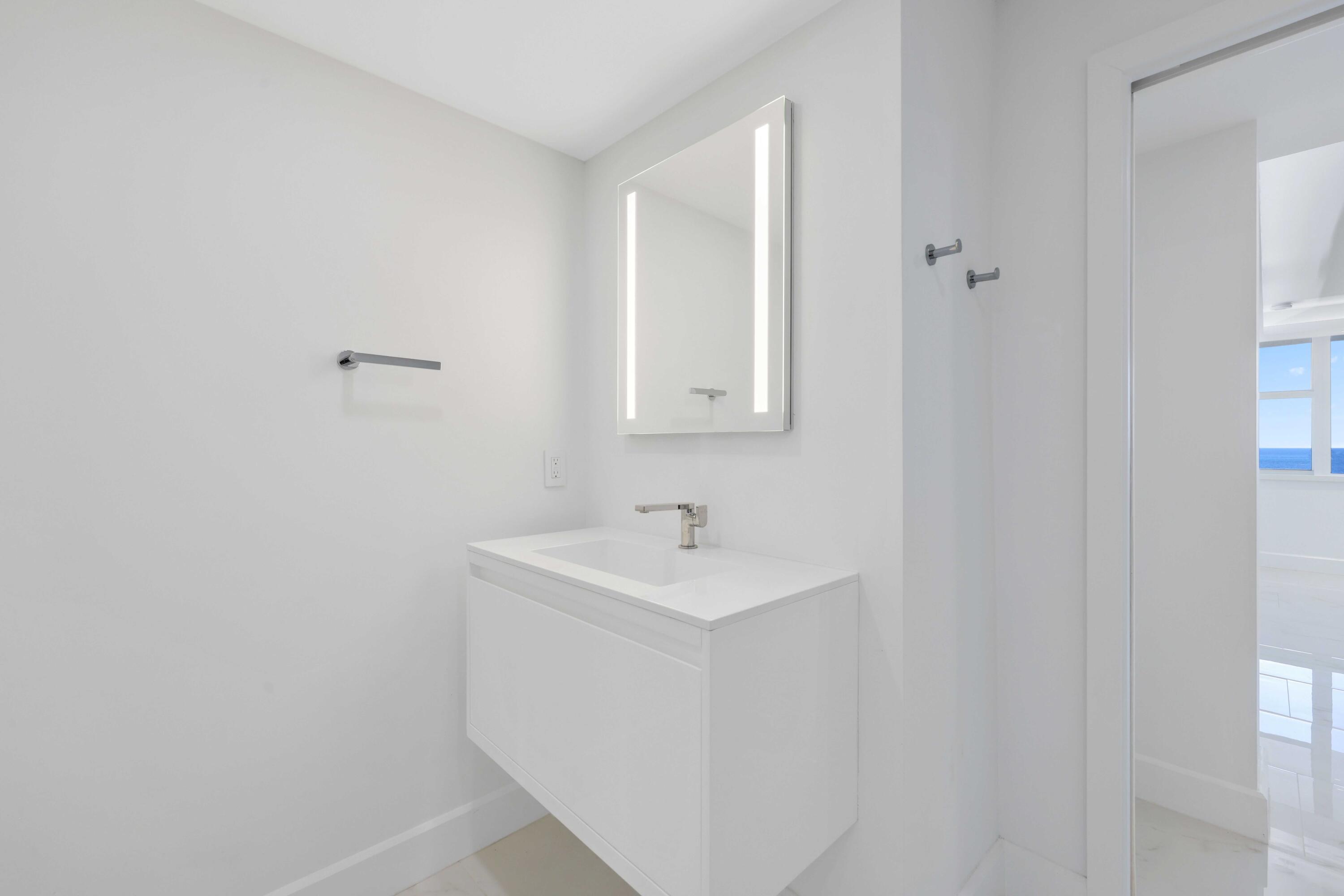 ILLINI CONDO - Residential