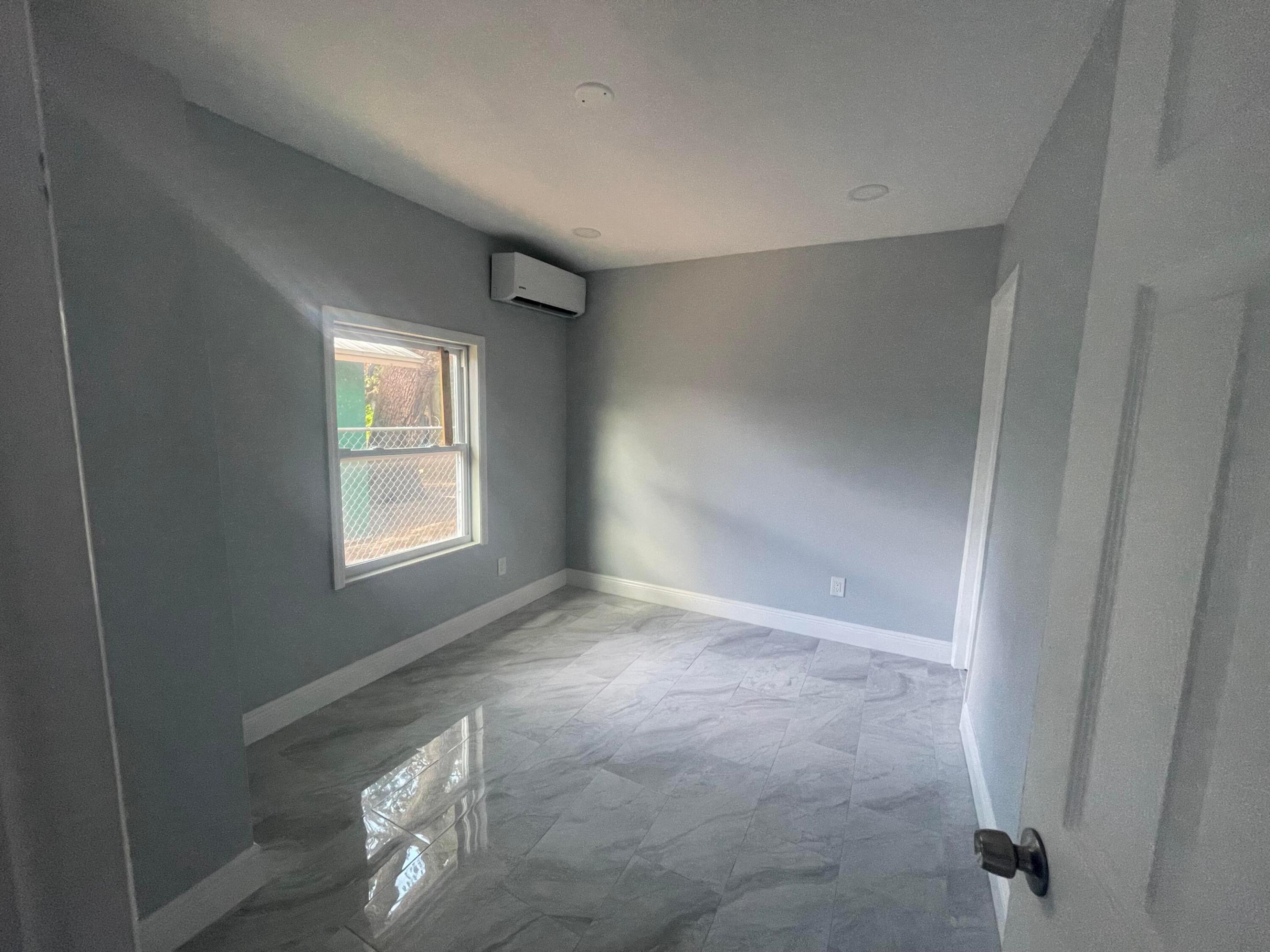 LINCOLN PARK NO 2 - Residential Lease