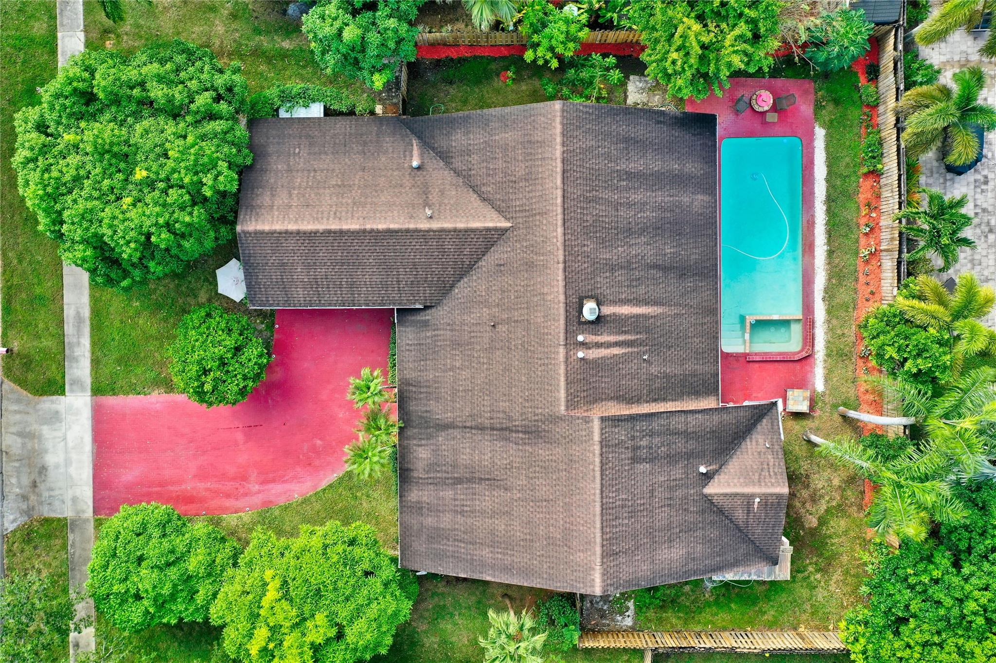 MARCANO ESTATES - Residential