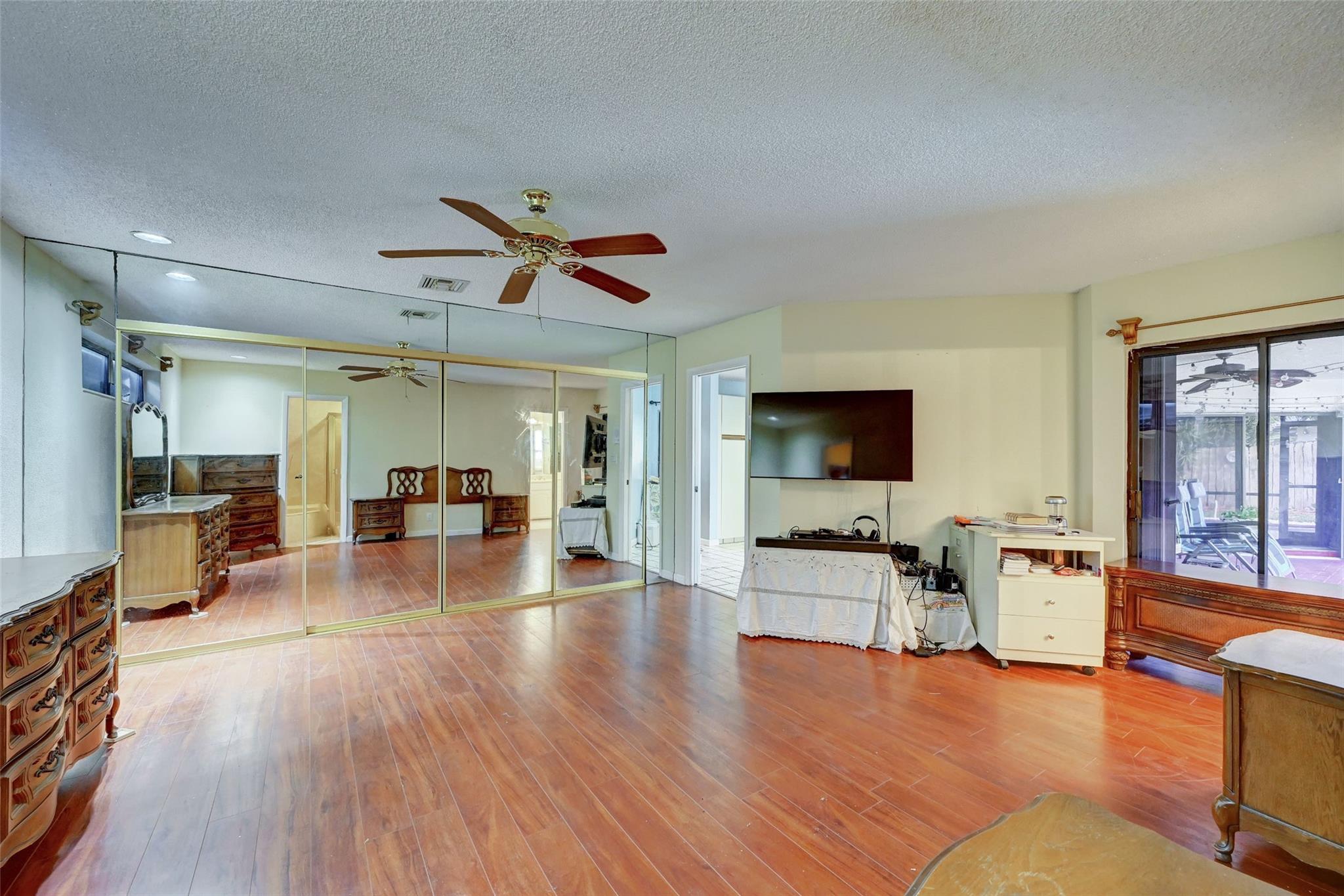 MARCANO ESTATES - Residential