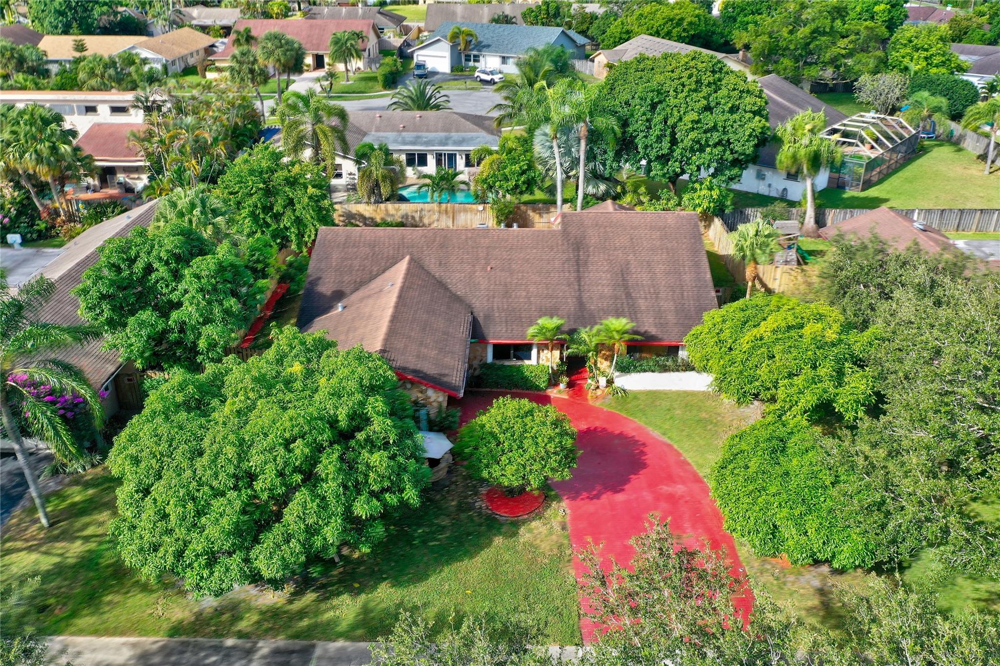 MARCANO ESTATES - Residential