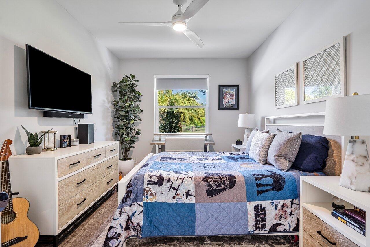 DELRAY LAKES EST - Residential