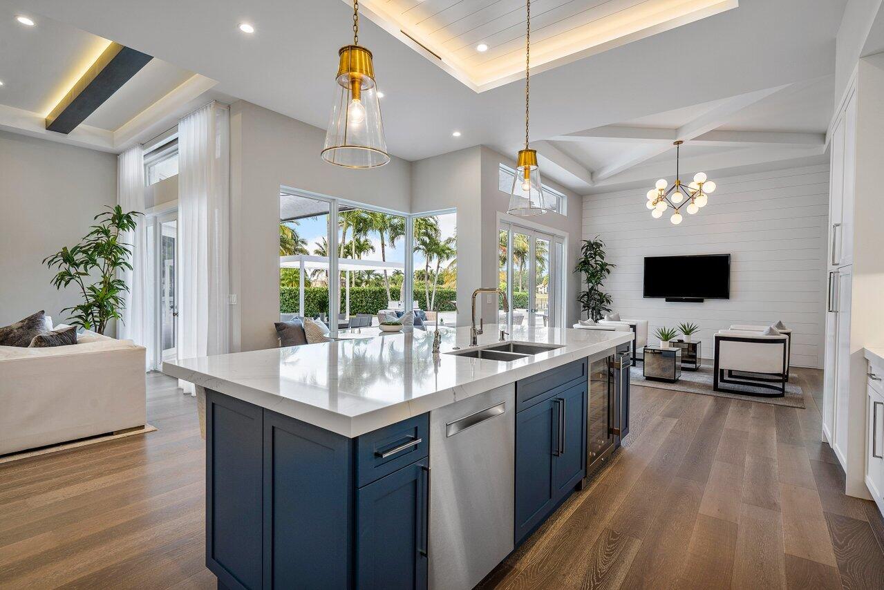 DELRAY LAKES EST - Residential