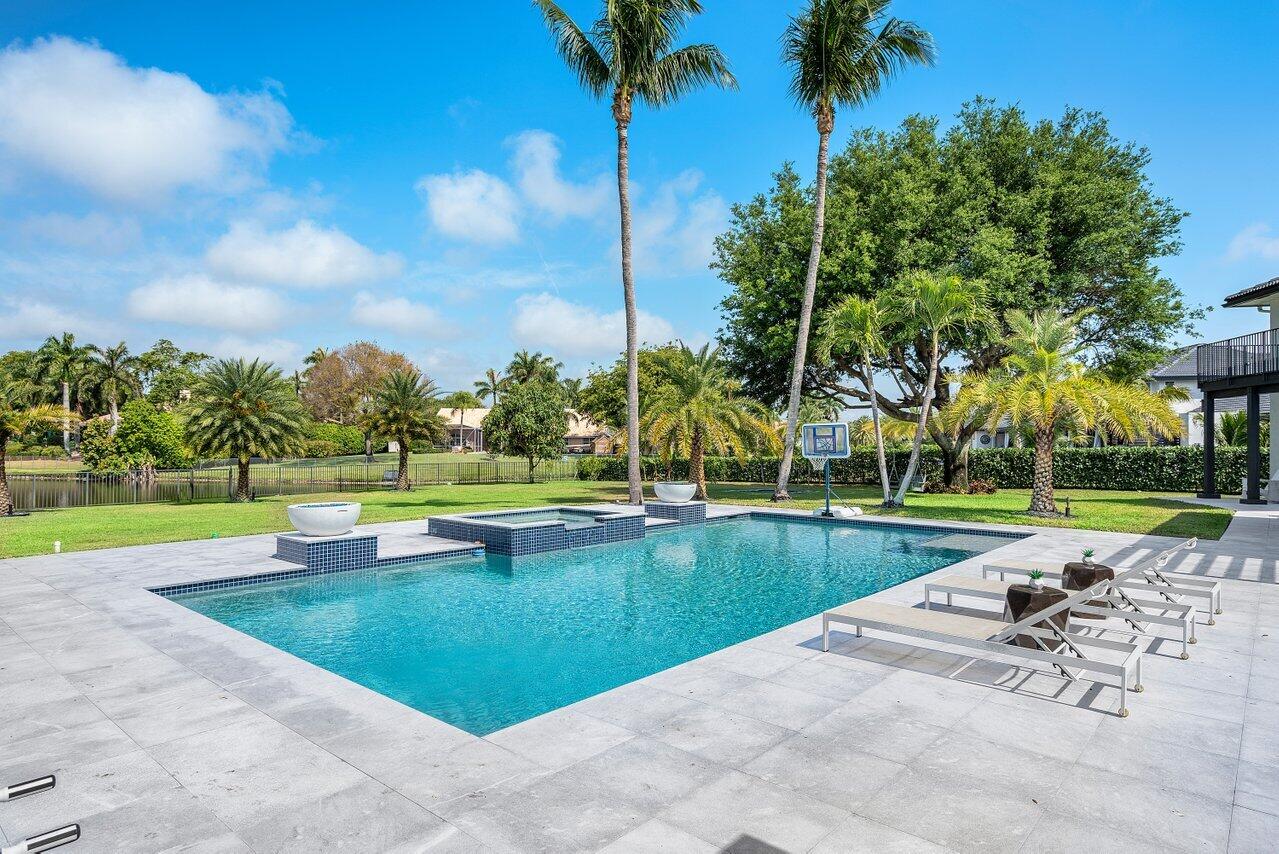 DELRAY LAKES EST - Residential