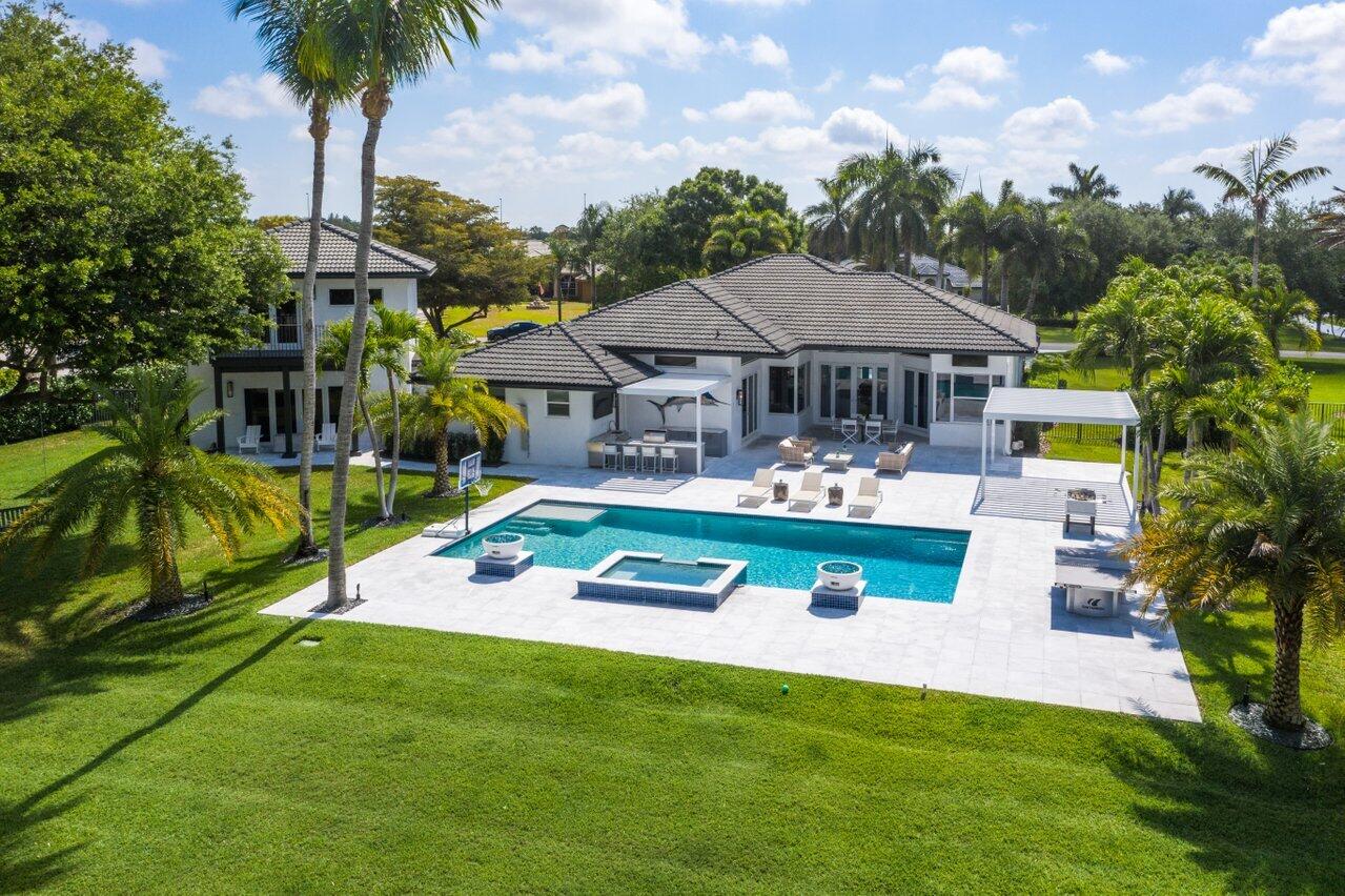 DELRAY LAKES EST - Residential