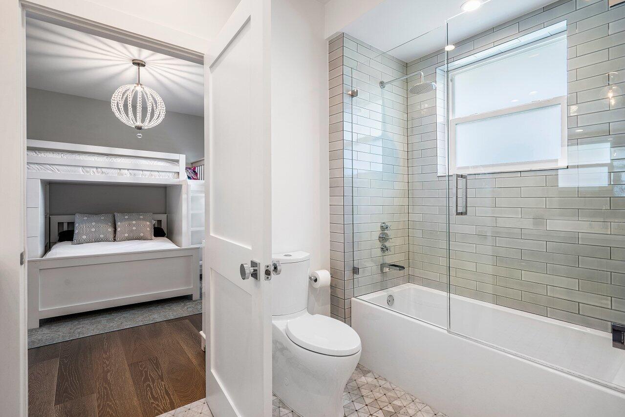 DELRAY LAKES EST - Residential