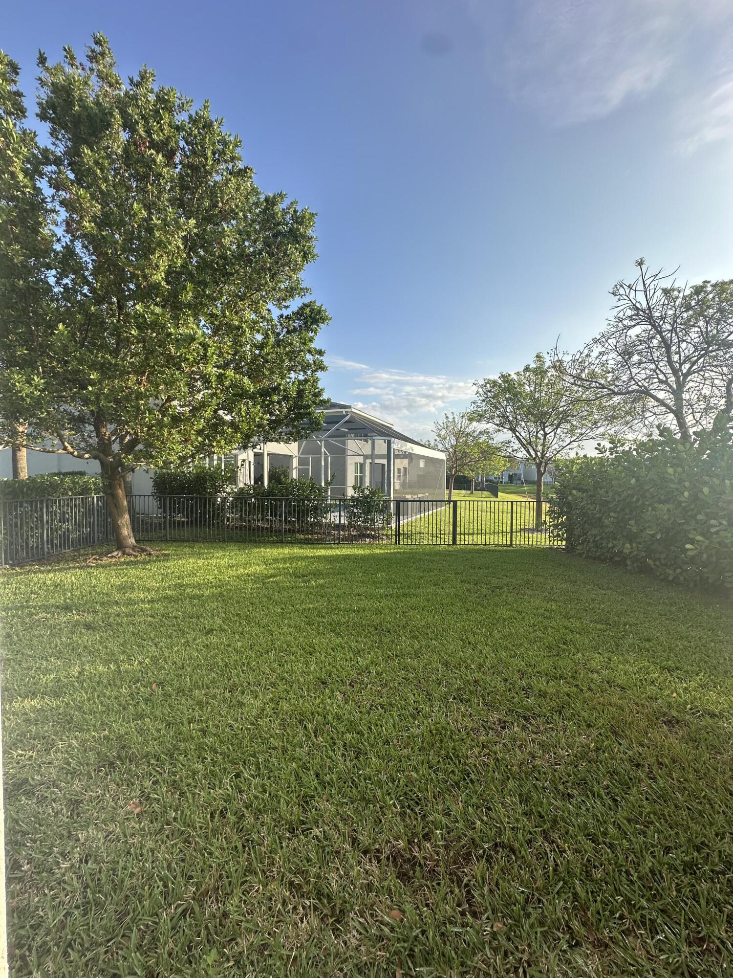 CRYSTAL LAKE 1ST SEC 58-39 B - Residential