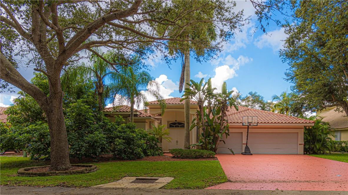 Countrys Point 119-29 B - Residential