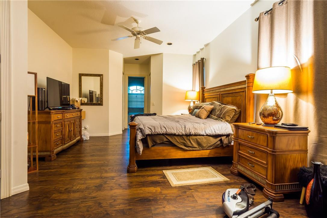 Countrys Point 119-29 B - Residential