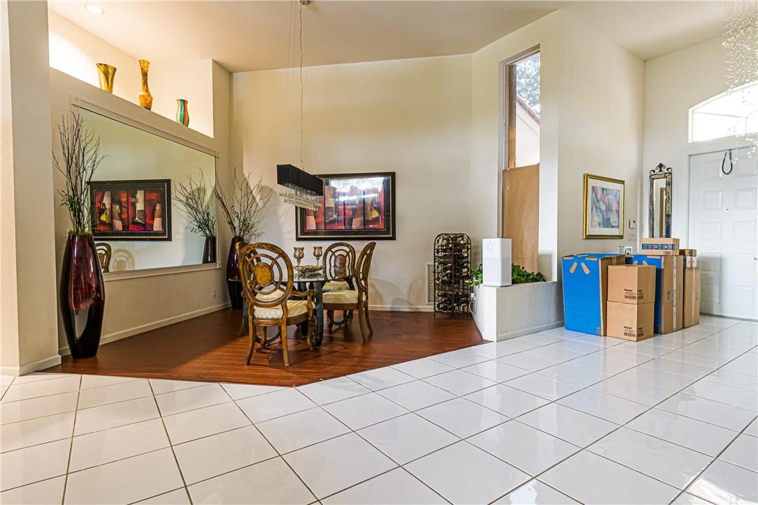 Countrys Point 119-29 B - Residential