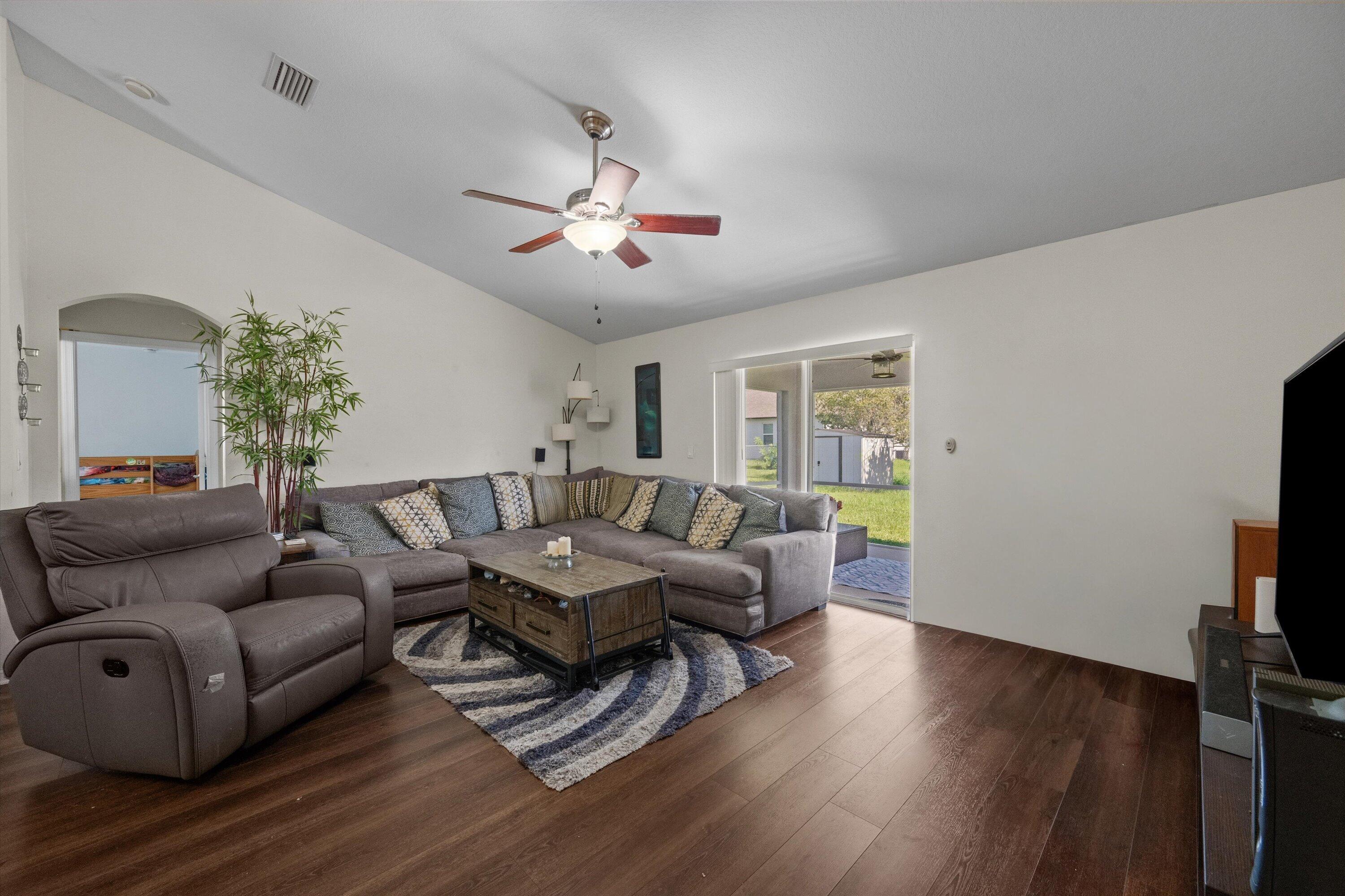 PORT ST LUCIE SECTION 12 - Residential