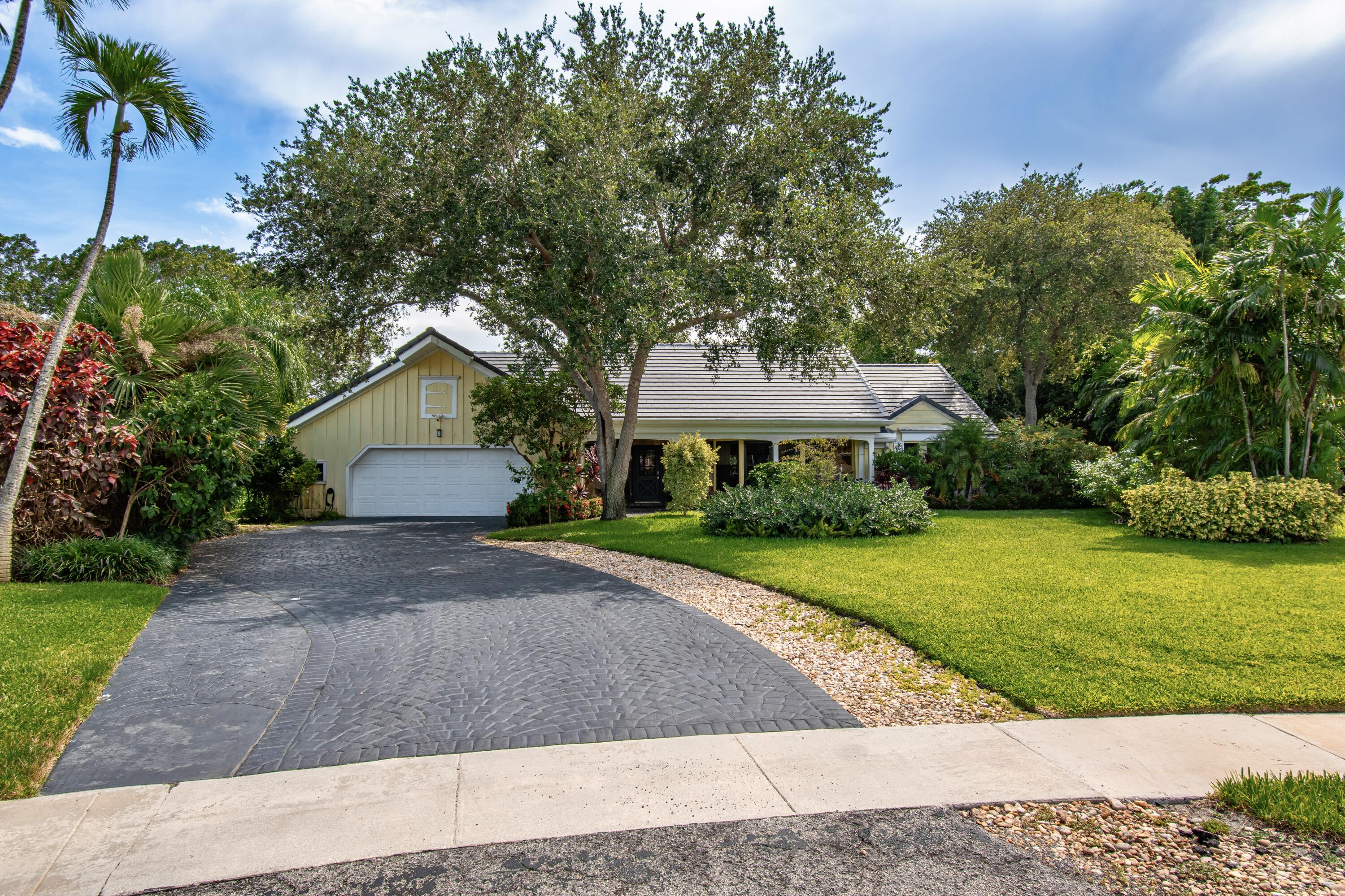 ESTANCIA - Residential