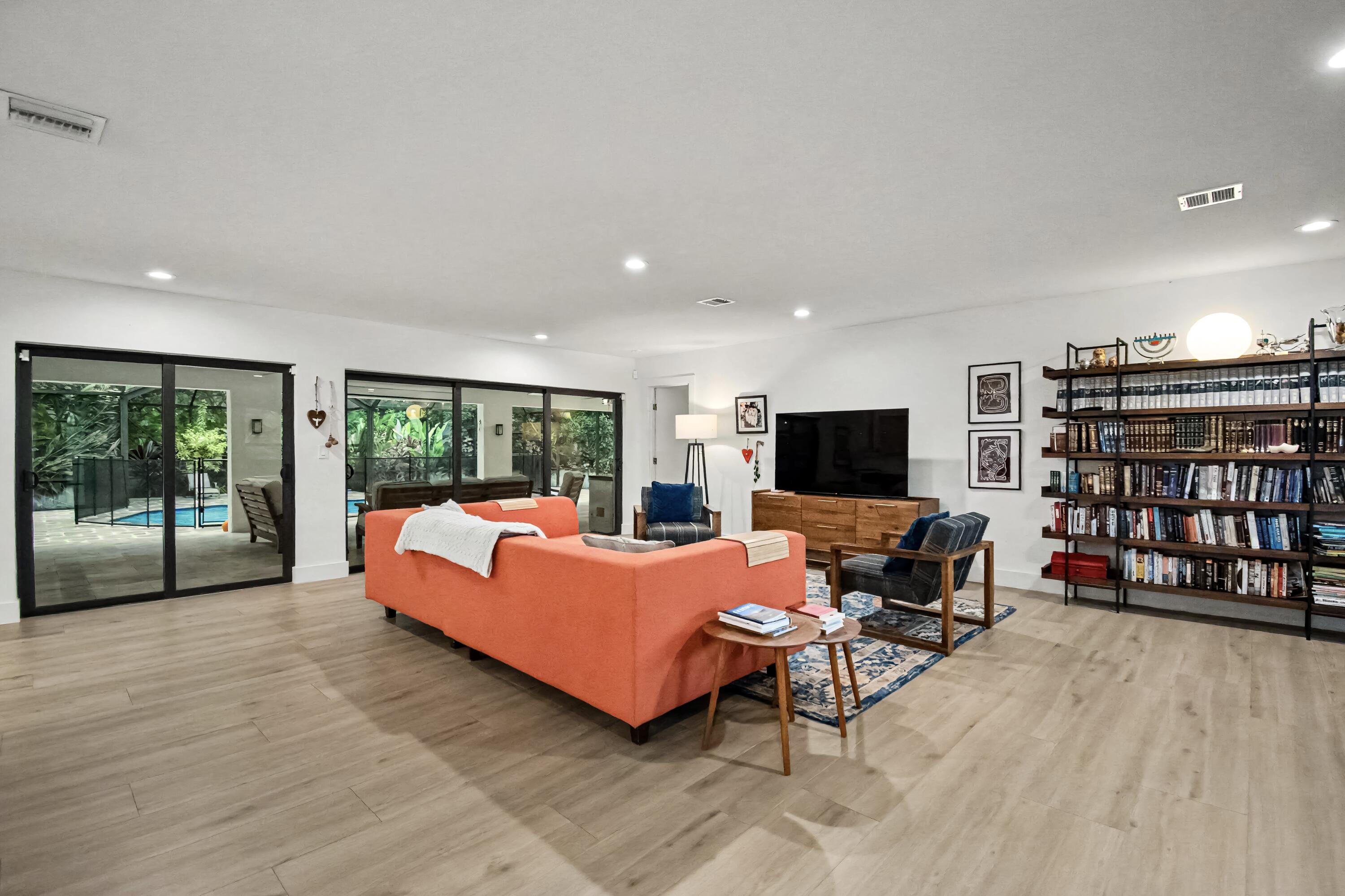 ESTANCIA - Residential