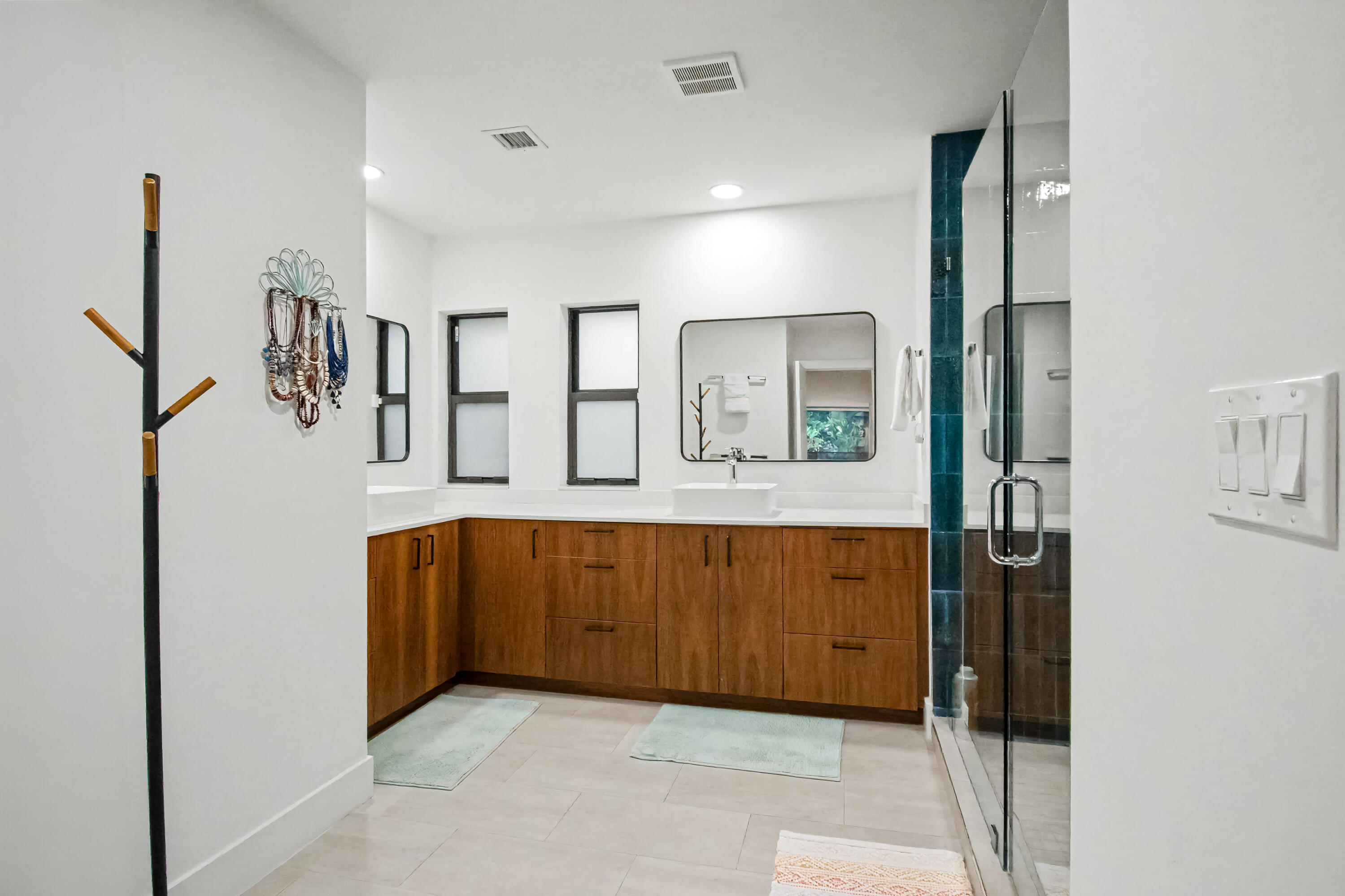 ESTANCIA - Residential