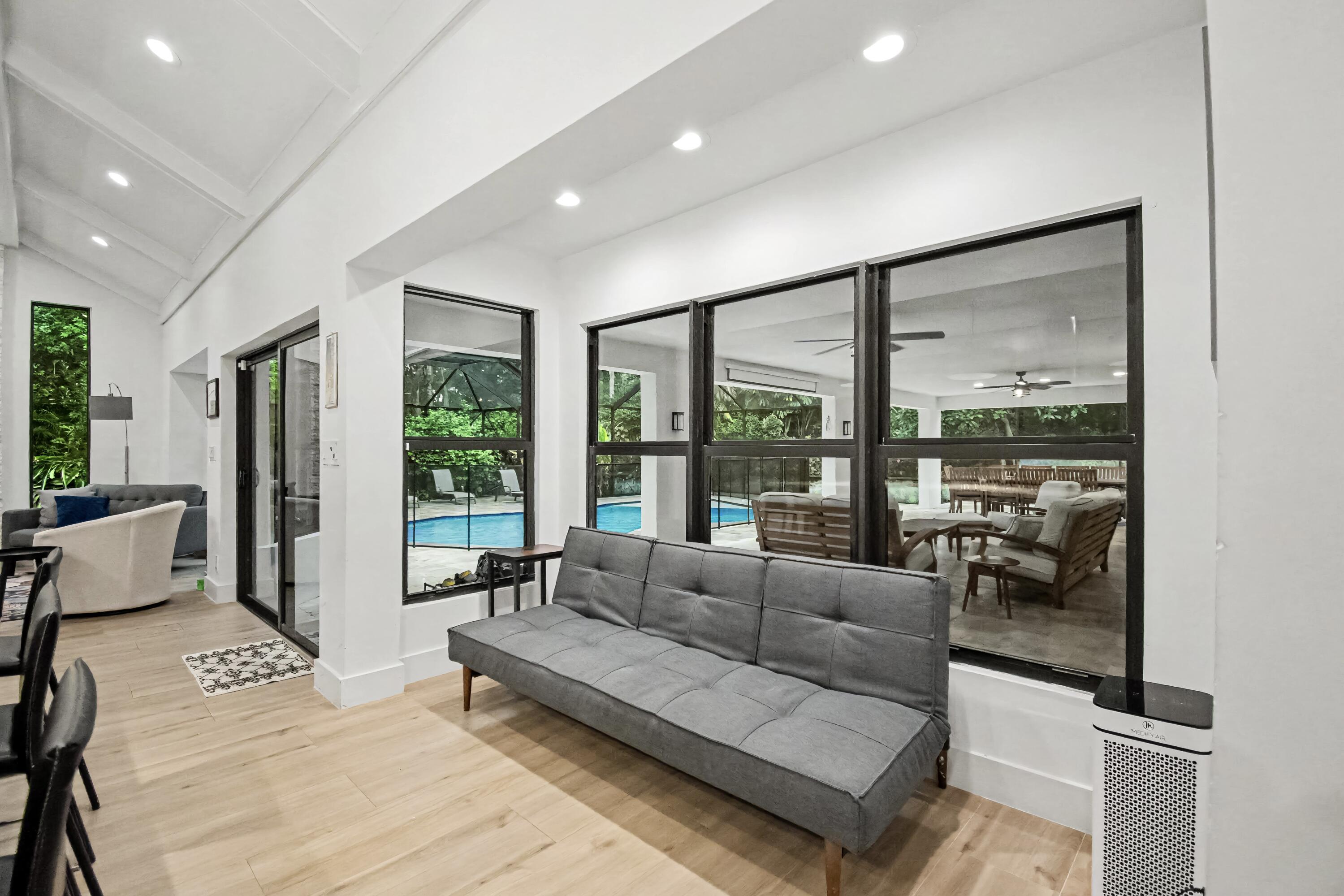 ESTANCIA - Residential