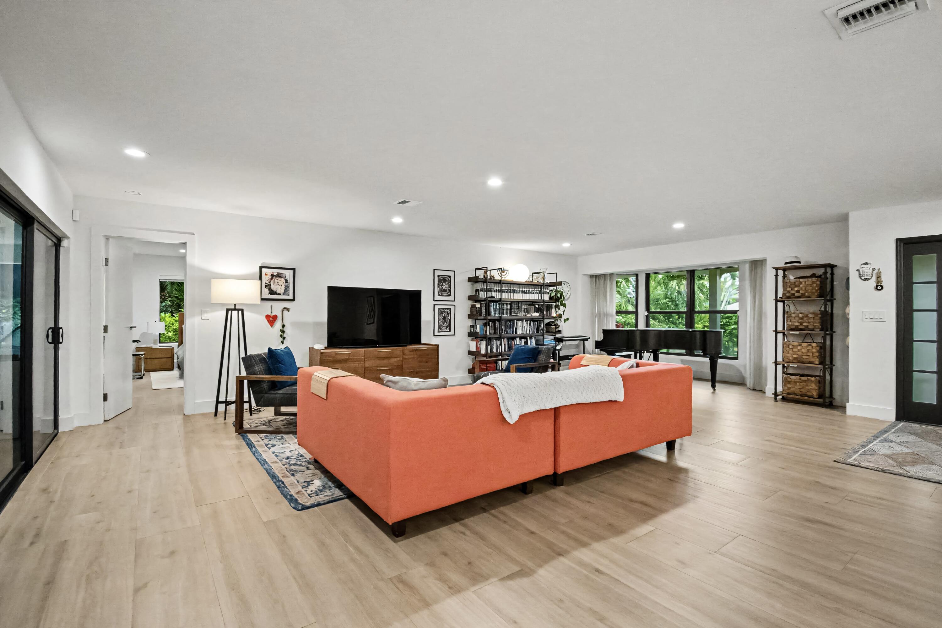 ESTANCIA - Residential