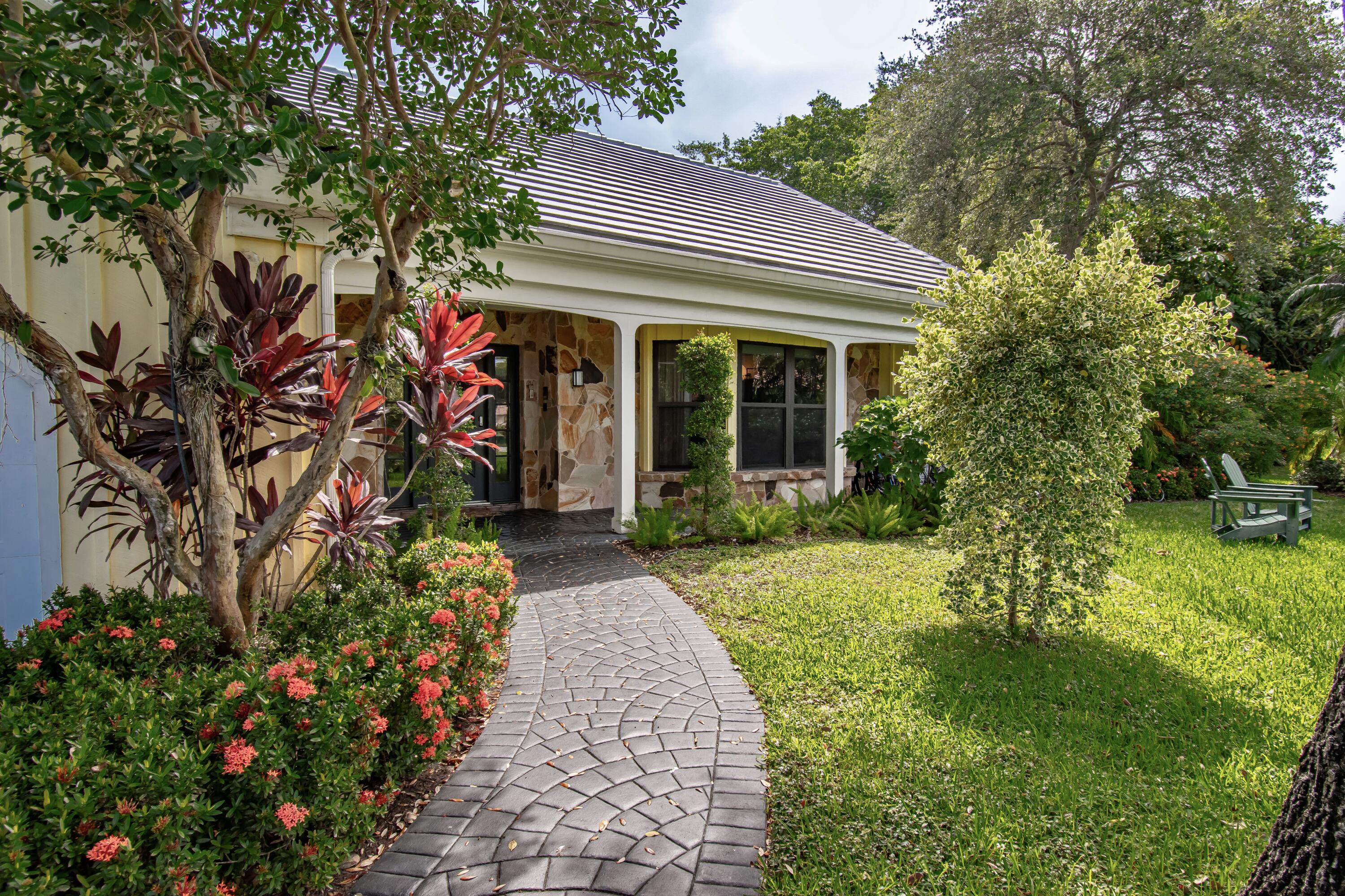 ESTANCIA - Residential