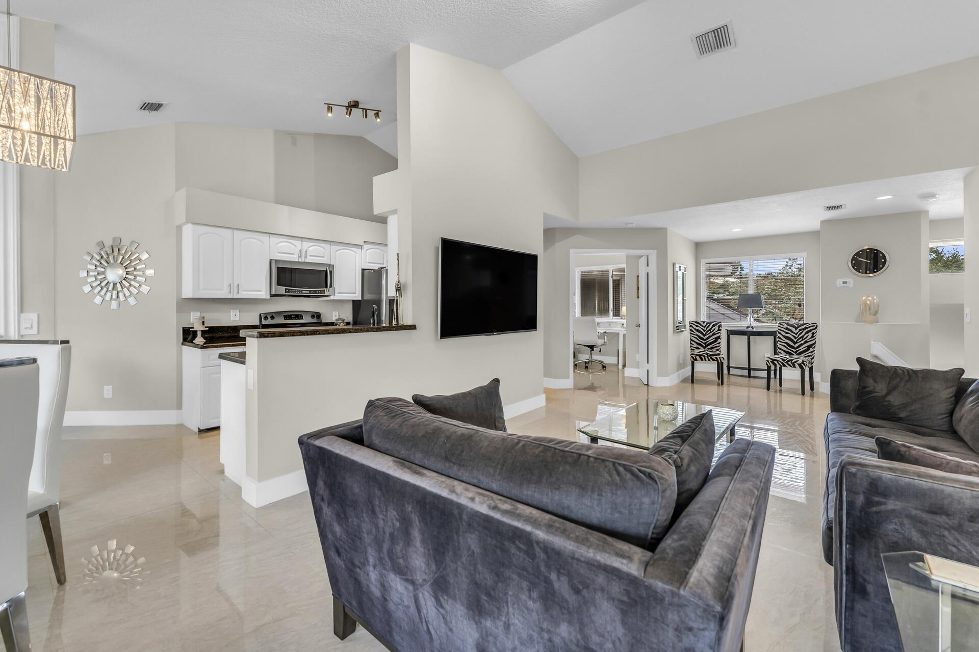 PARC COURT CONDO - Residential
