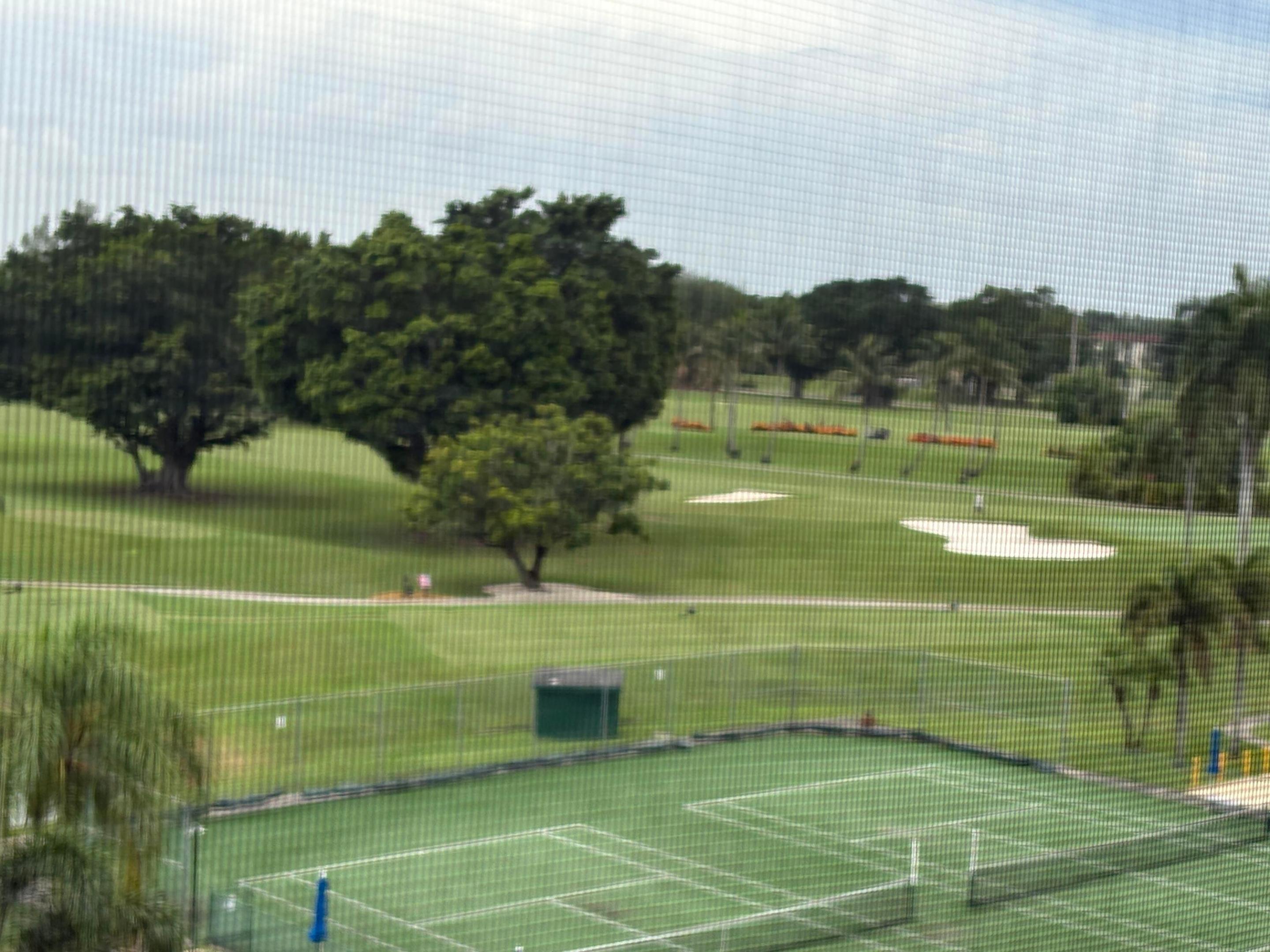HOLLYBROOK GOLF AND - Residential Lease
