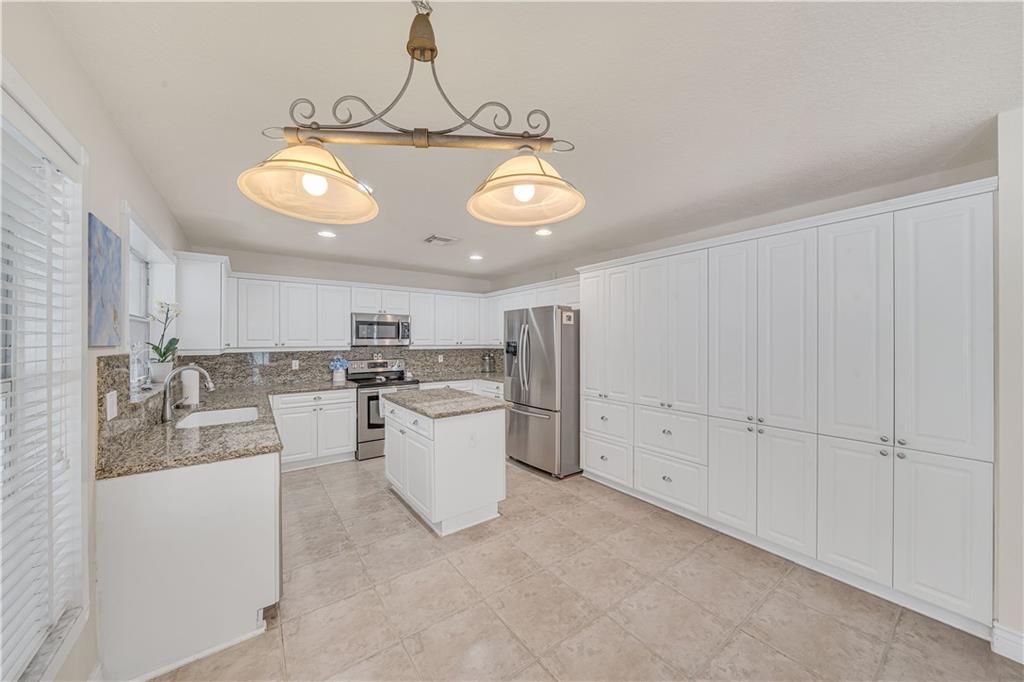 Chapel Trail II 112-16 B - Residential