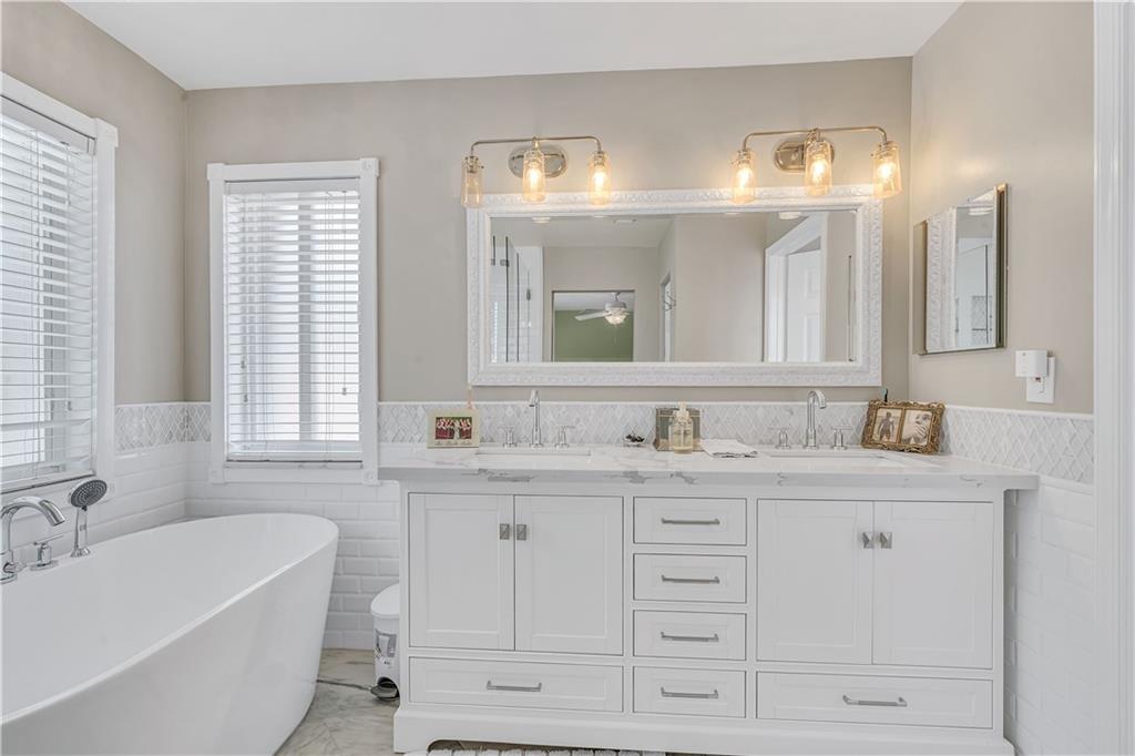 Chapel Trail II 112-16 B - Residential