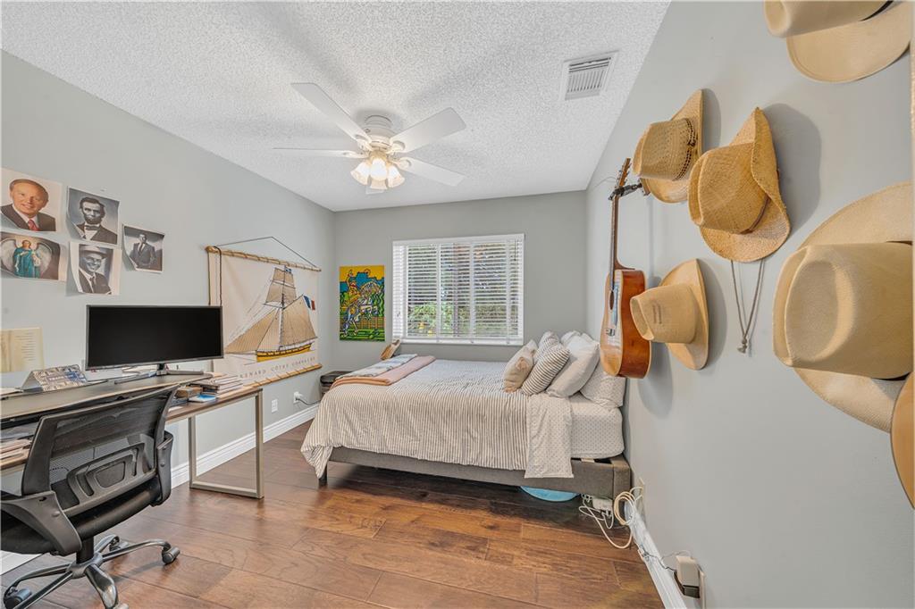 Chapel Trail II 112-16 B - Residential
