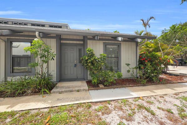 CYPRESS VILLAS - Residential