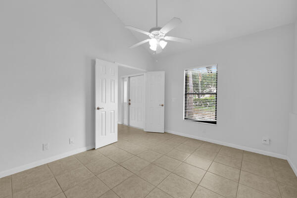 CYPRESS VILLAS - Residential